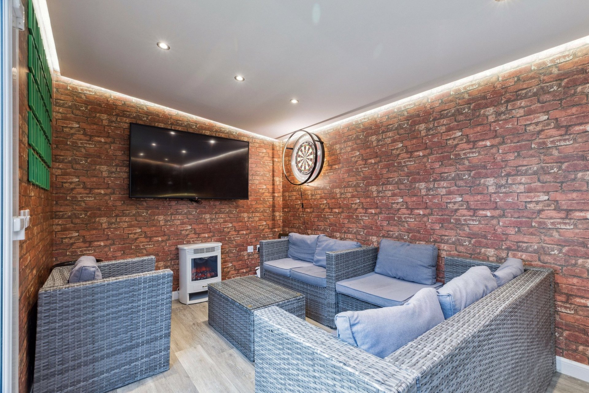 21 Etive Drive, Giffnock, Glasgow, G46 6PN - Picture #58