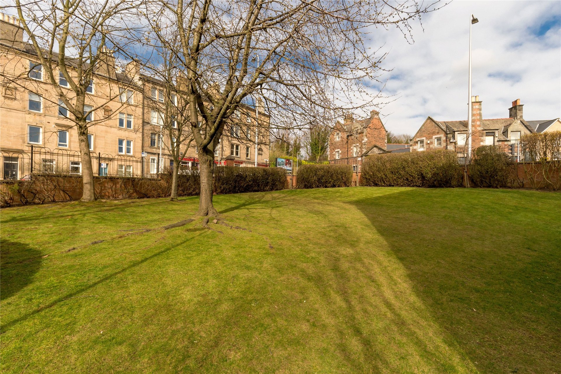 4/5 Russell Gardens, Edinburgh, Midlothian, EH12 5PG - Picture #12