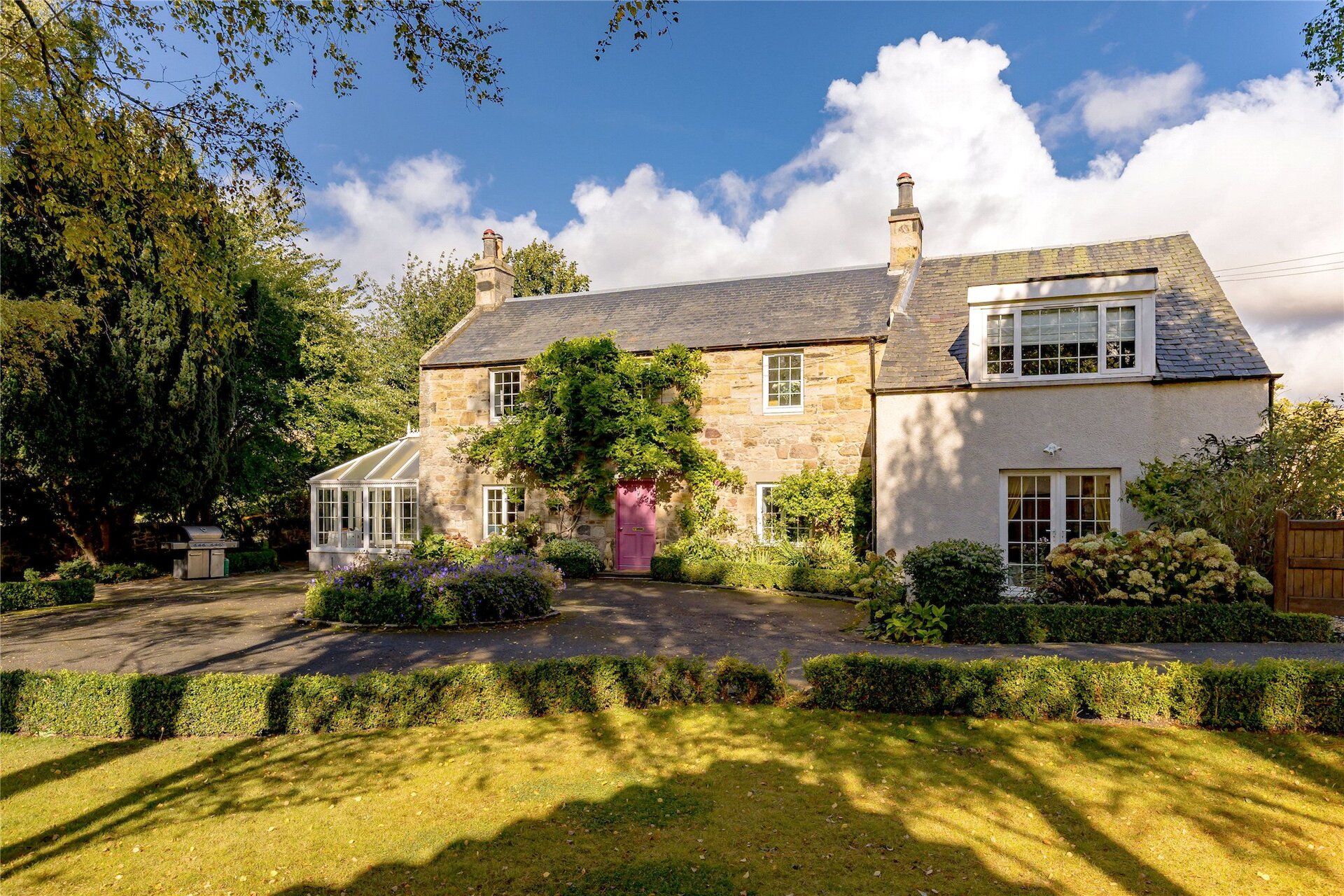 Borthwick Farmhouse, Borthwick, Midlothian, EH23 4QZ - Picture #1