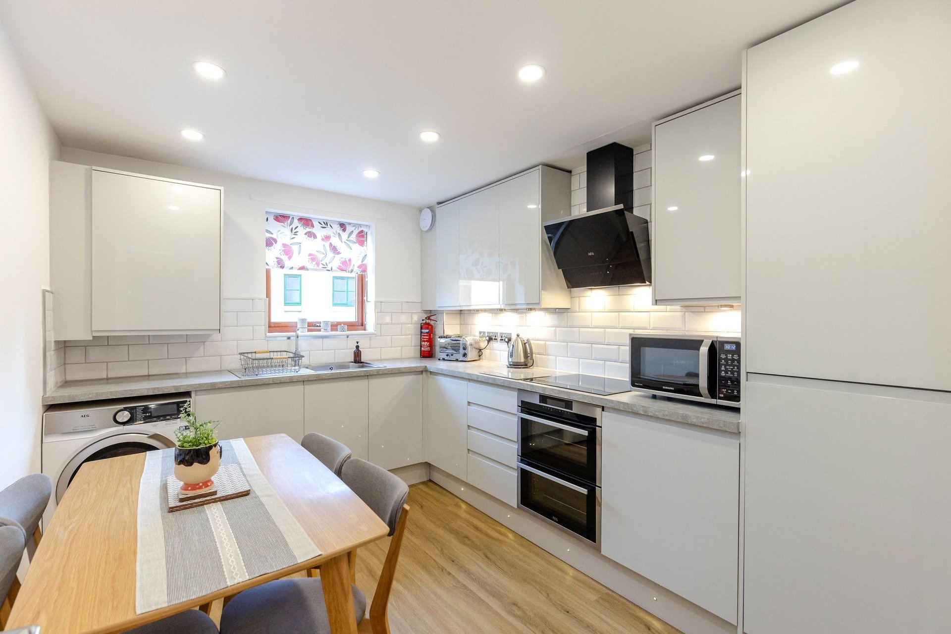 20/4 West Silvermills Lane, Edinburgh, EH3 5BD - Picture #4