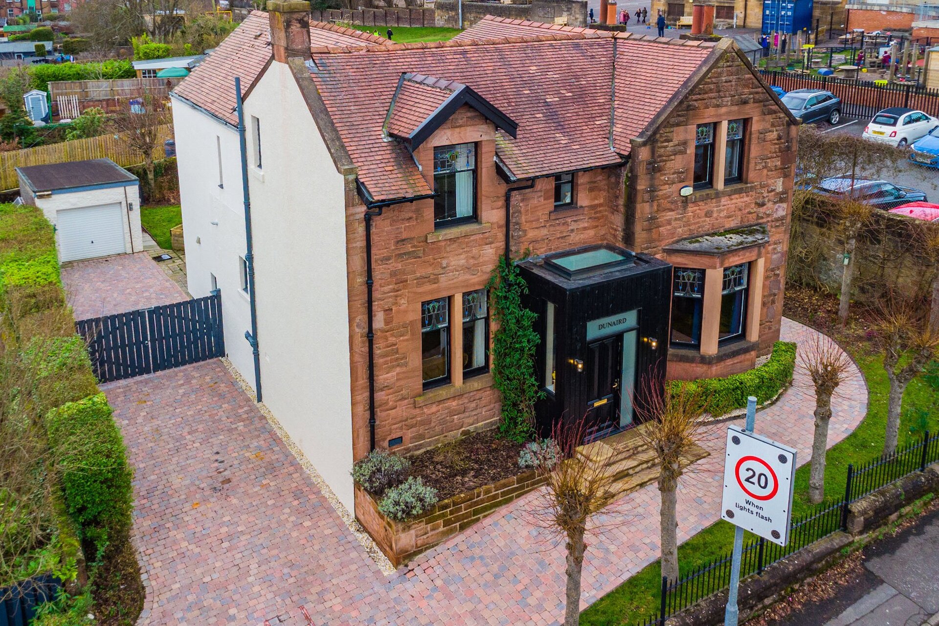 Dunaird, Queen Victoria Street, Airdrie, North Lanarkshire, ML6 0DL - Picture #1