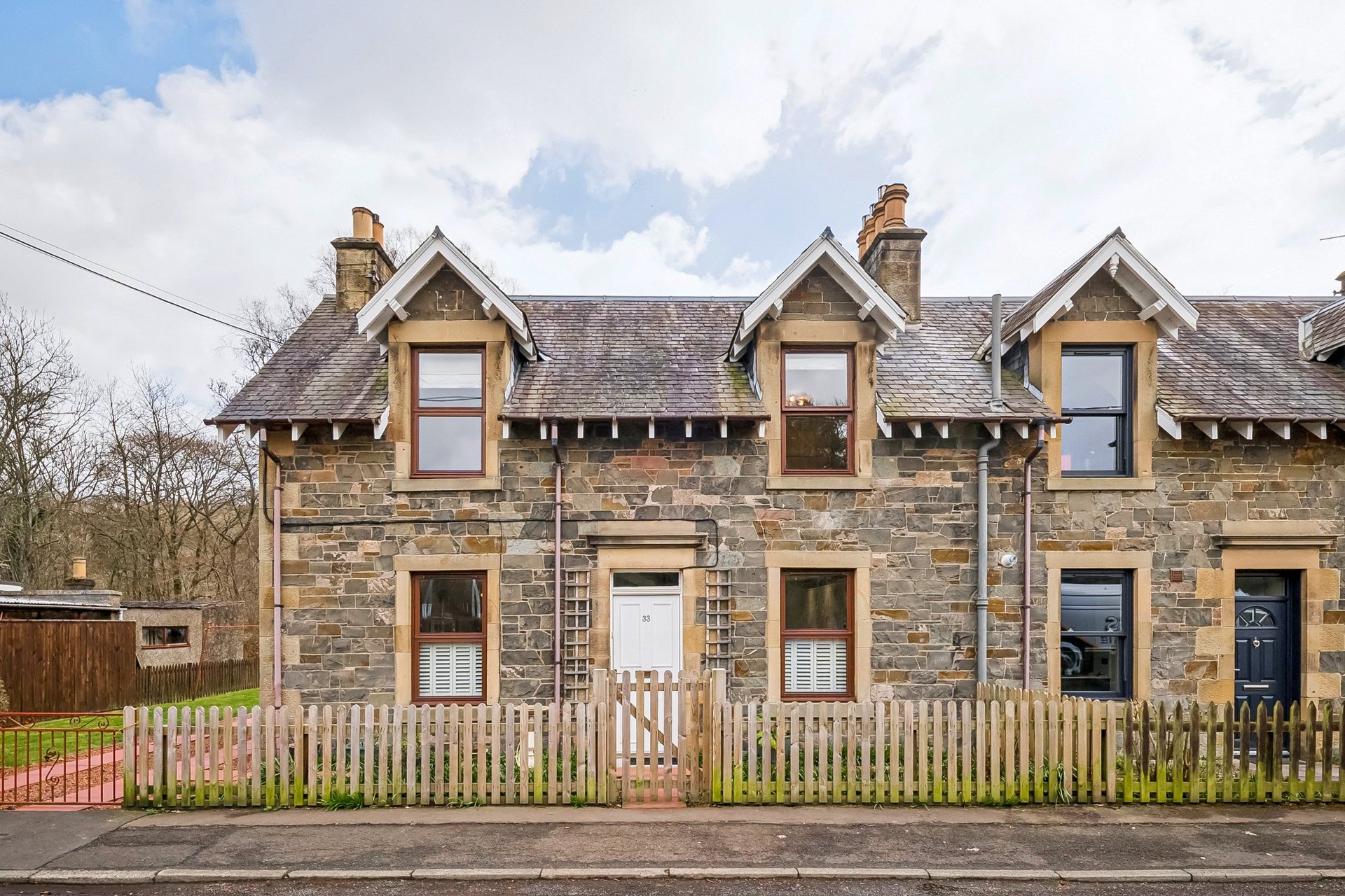 33 Ettrickhaugh Road, Selkirk, Scottish Borders, TD7 5AX - Picture #1