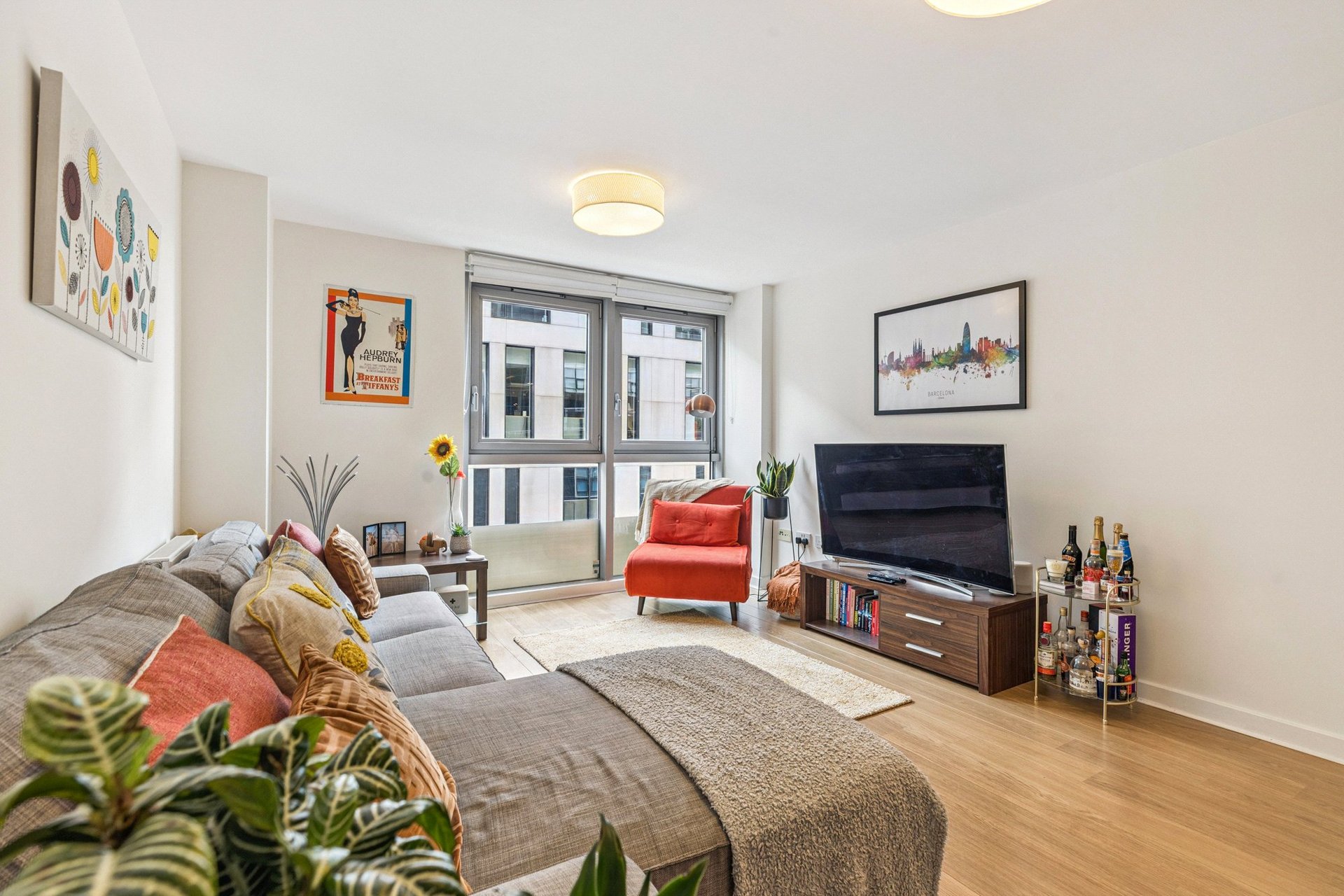 Flat 4/7 Headline Building, 205 Albion Street, Merchant City, Glasgow City, G1 1RU - Picture #2