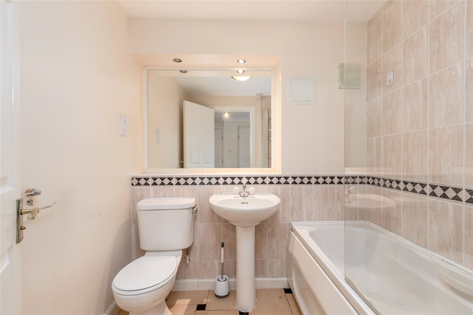 4/12 Easter Dalry Drive, Edinburgh, Midlothian, EH11 2TD - Picture #13