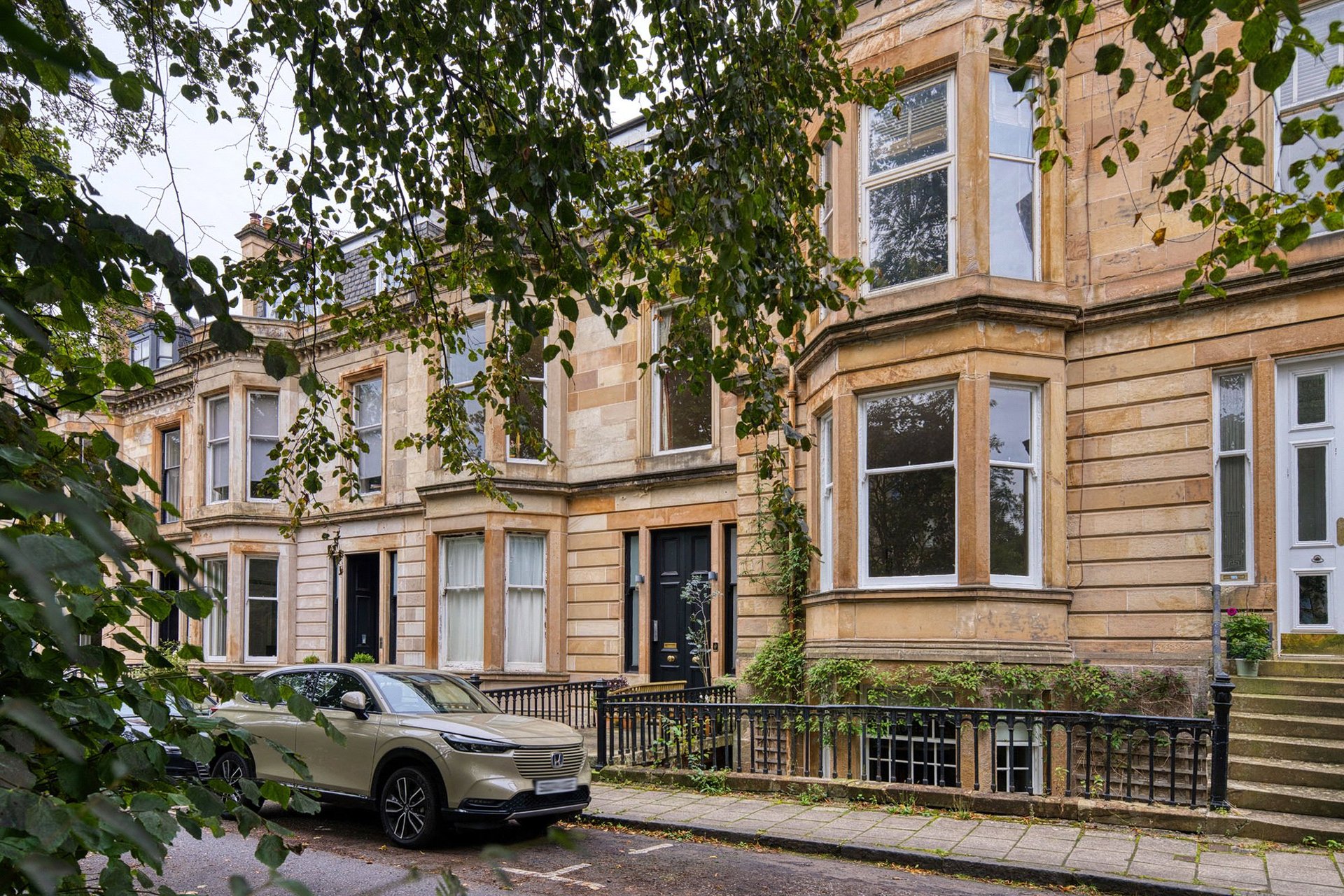 Flat 1/1, 9 Rosslyn Terrace, Dowanhill, Glasgow, G12 9NA - Picture #2