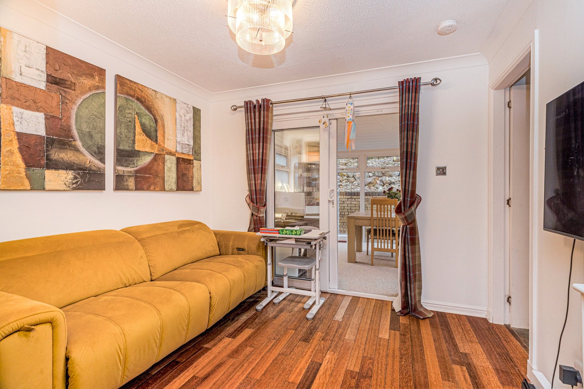 8 Nasmyth Avenue, Bearsden, G61 4SQ - Picture #6