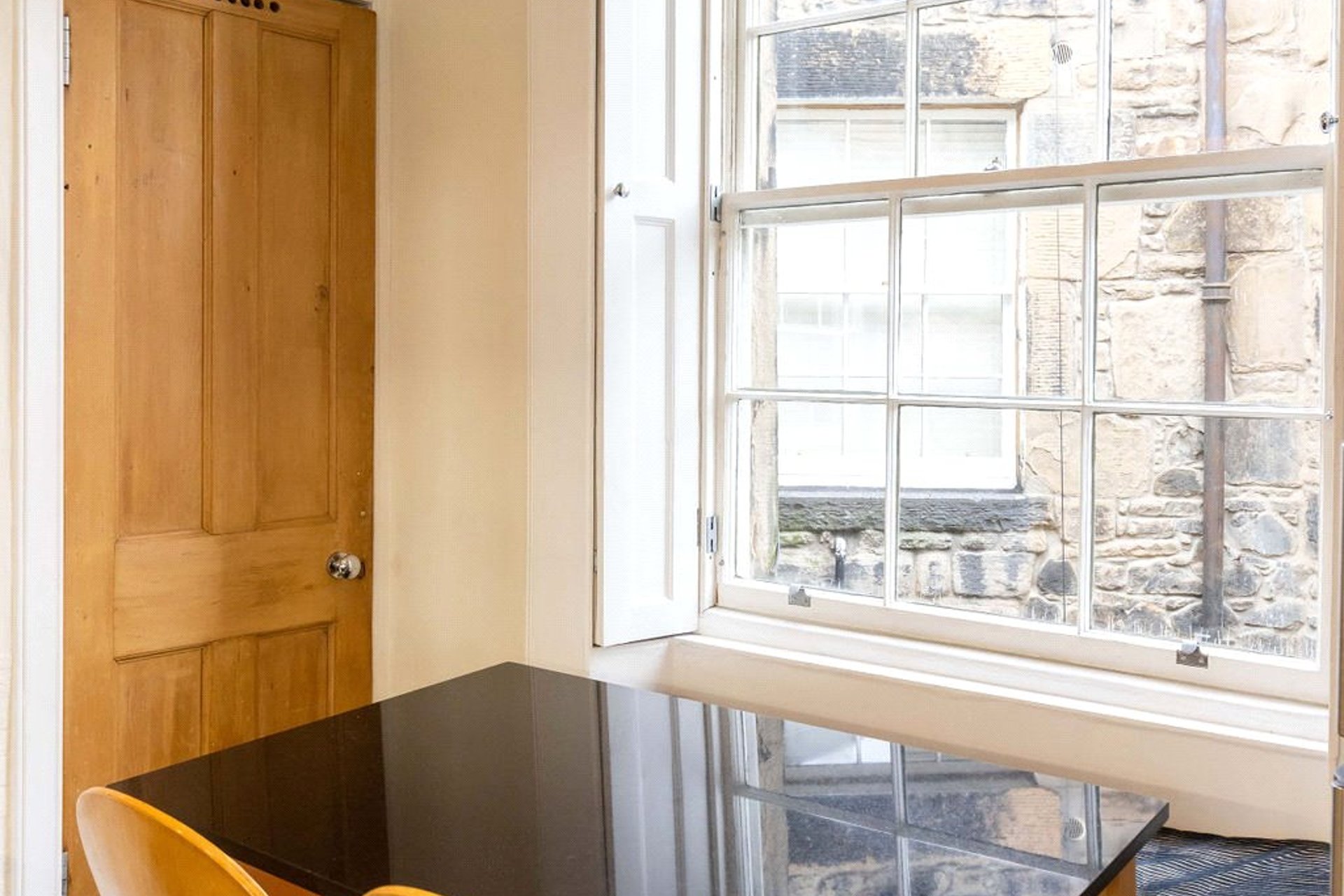 12/8 Atholl Place, Edinburgh, Midlothian, EH3 8HP - Picture #6