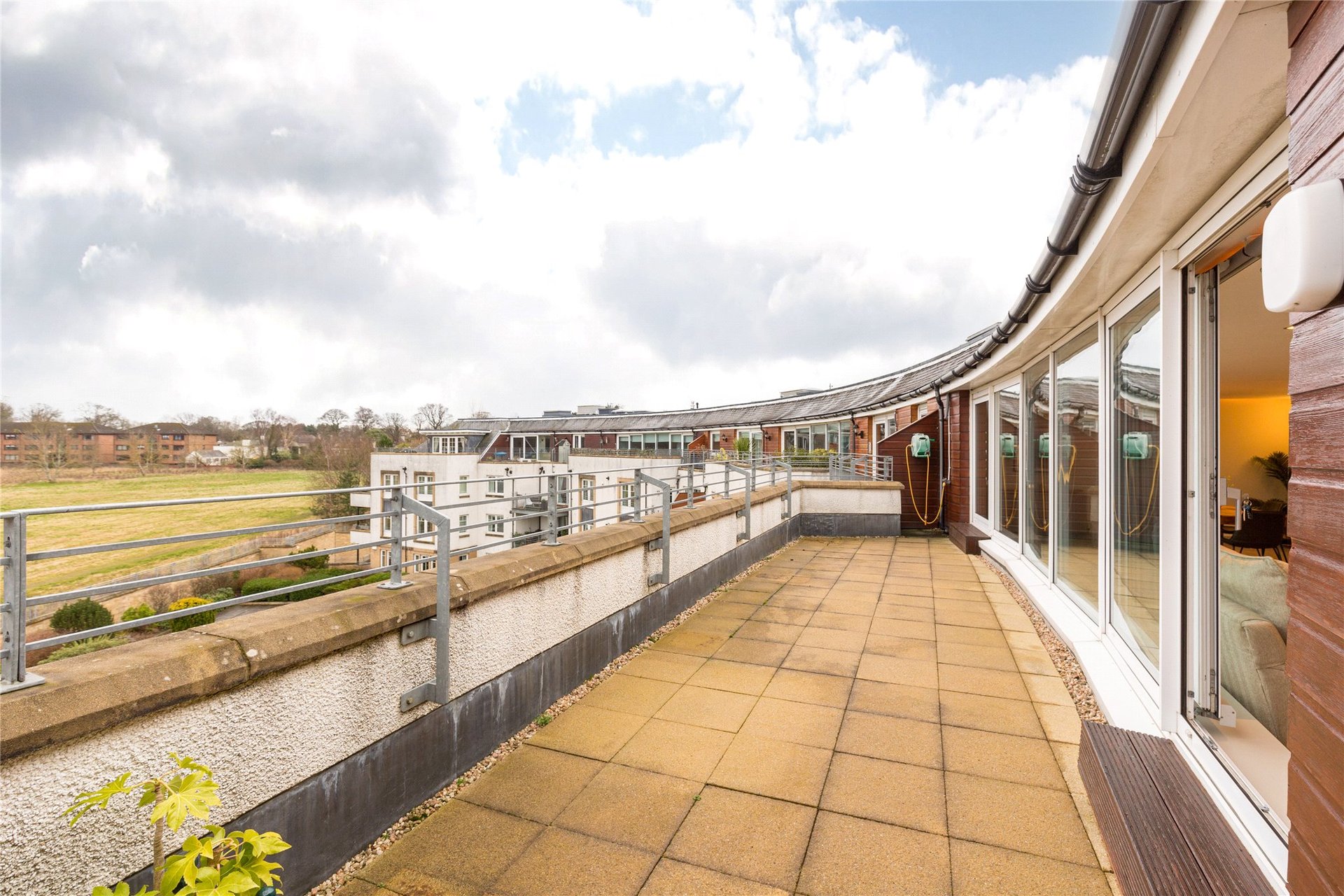 7/10 Brighouse Park Crescent, Edinburgh, Midlothian, EH4 6QS - Picture #24