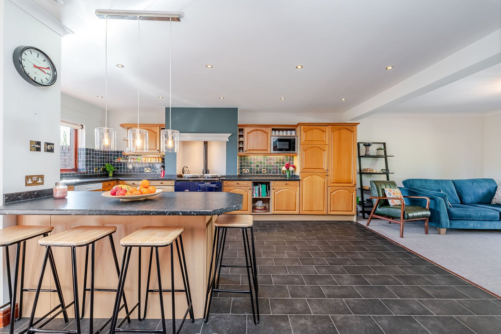 109 Caiyside, Fairmilehead, Edinburgh, EH10 7HR - Picture #4