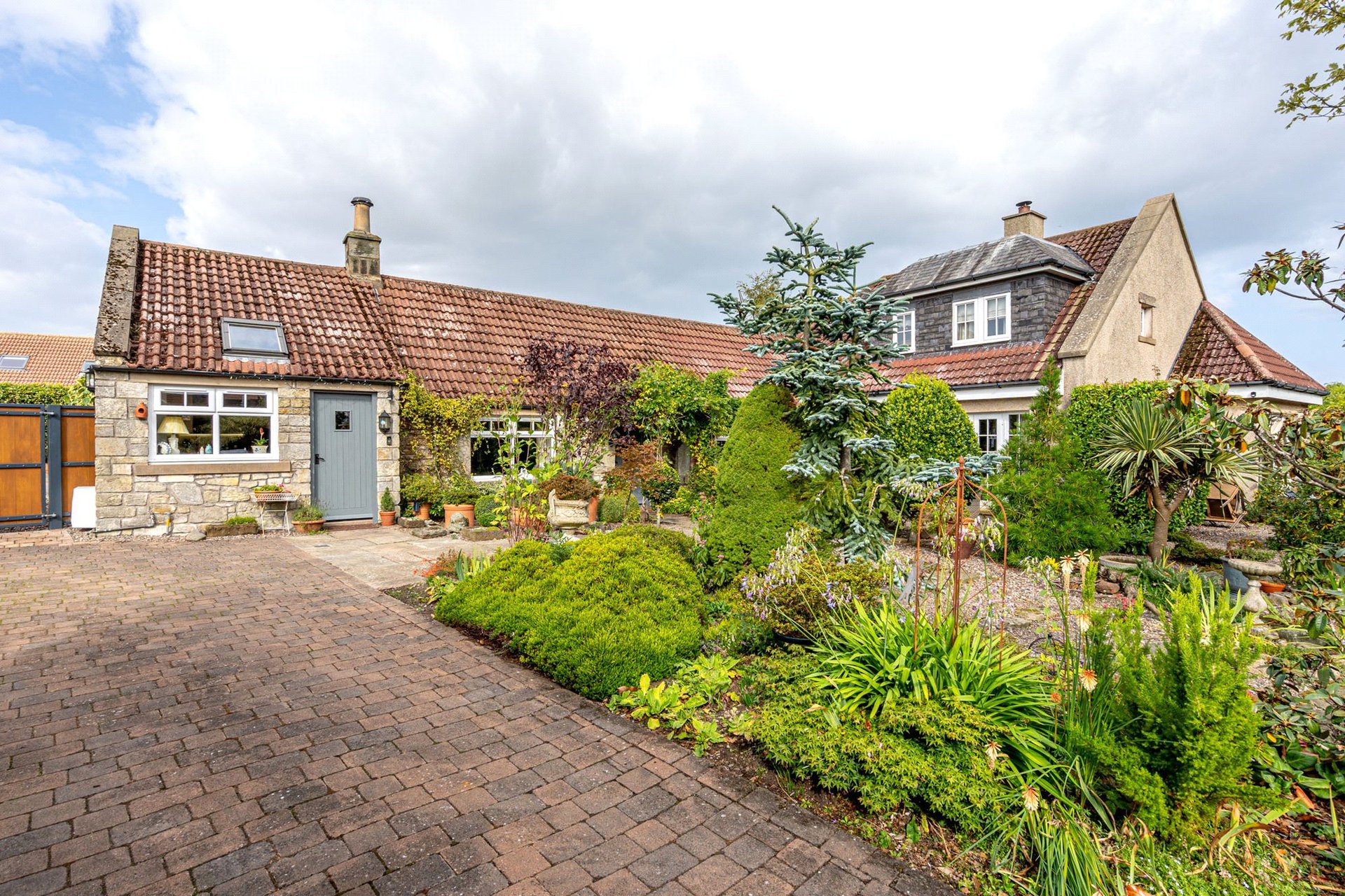 The Croft, 32 Church Road, Strathkinness, St. Andrews, Fife, KY16 9XR - Picture #3