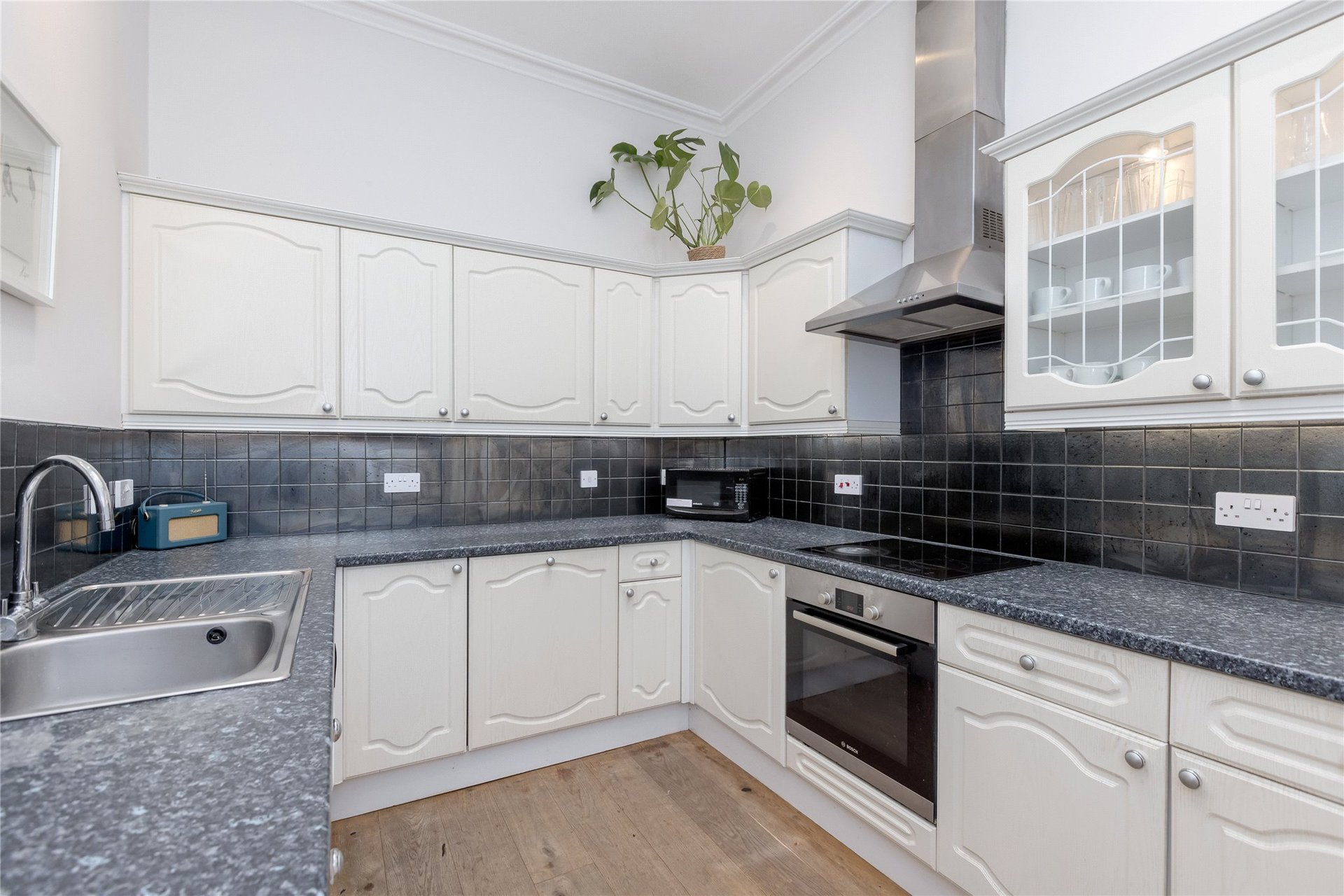 24/2 Walker Street, Edinburgh, EH3 7HR - Picture #7