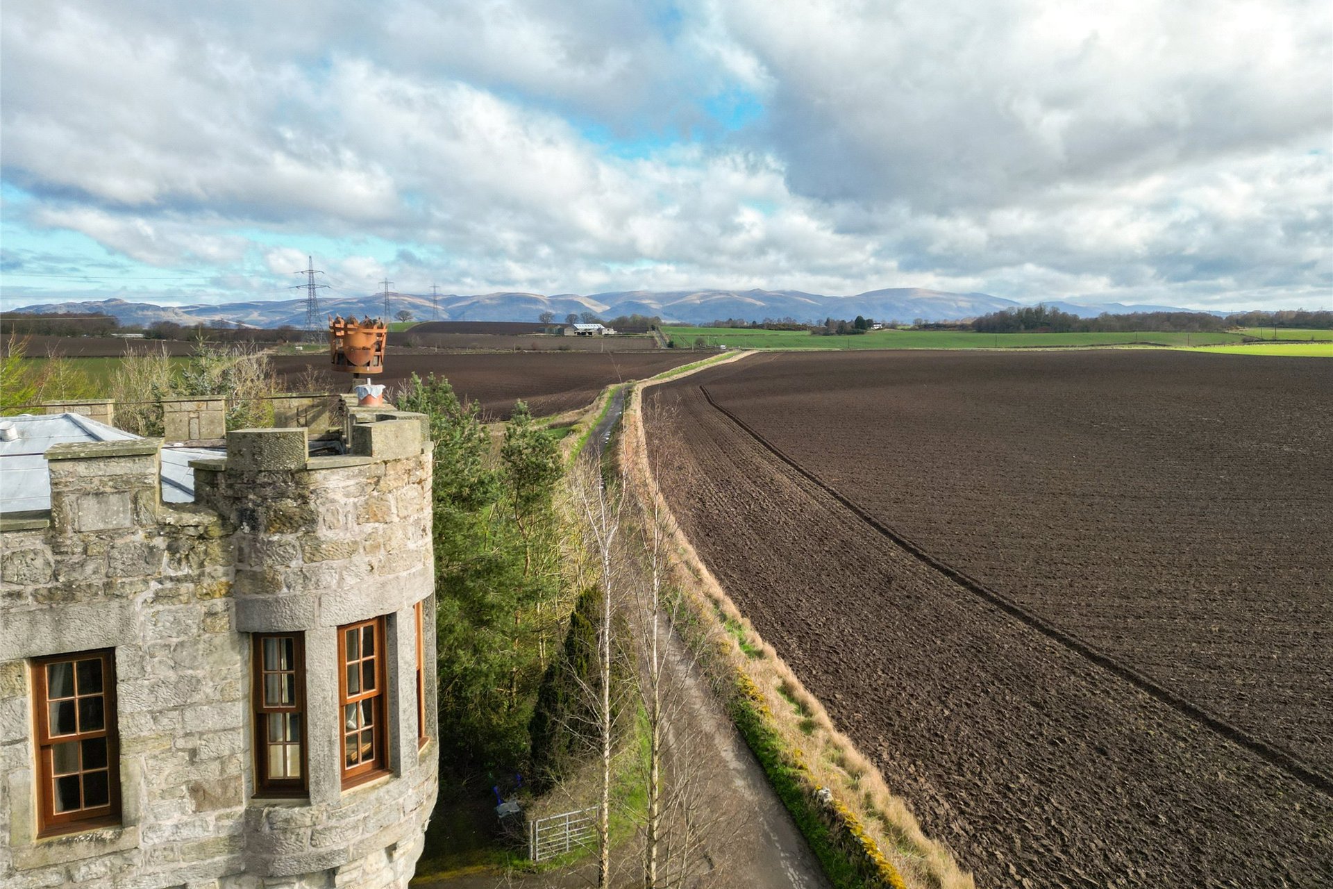 Plane Castle & Mill House, By Bannockburn, Stirling, FK2 8SF - Picture #3