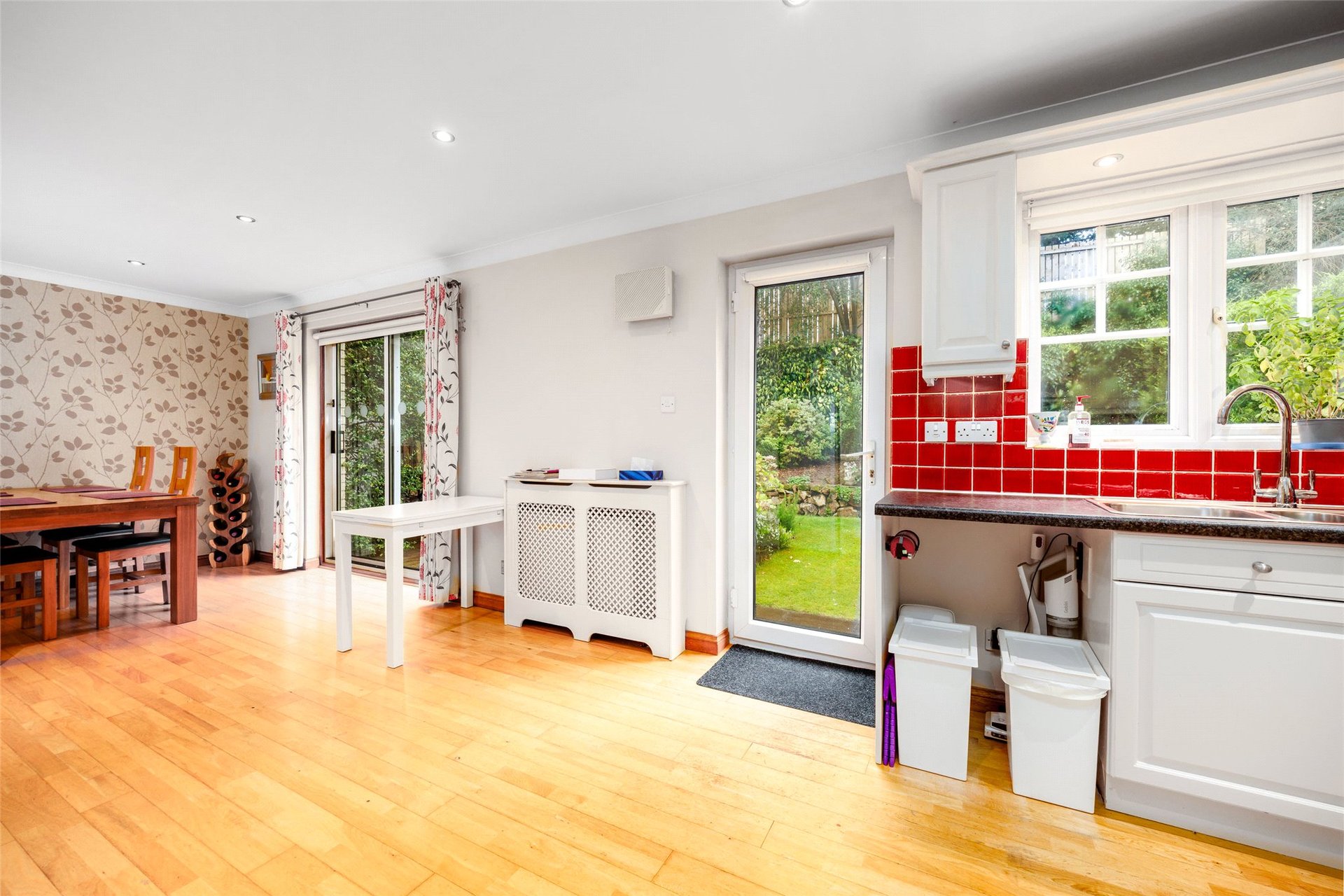 52 Fernlea, Bearsden, G61 1NB - Picture #10