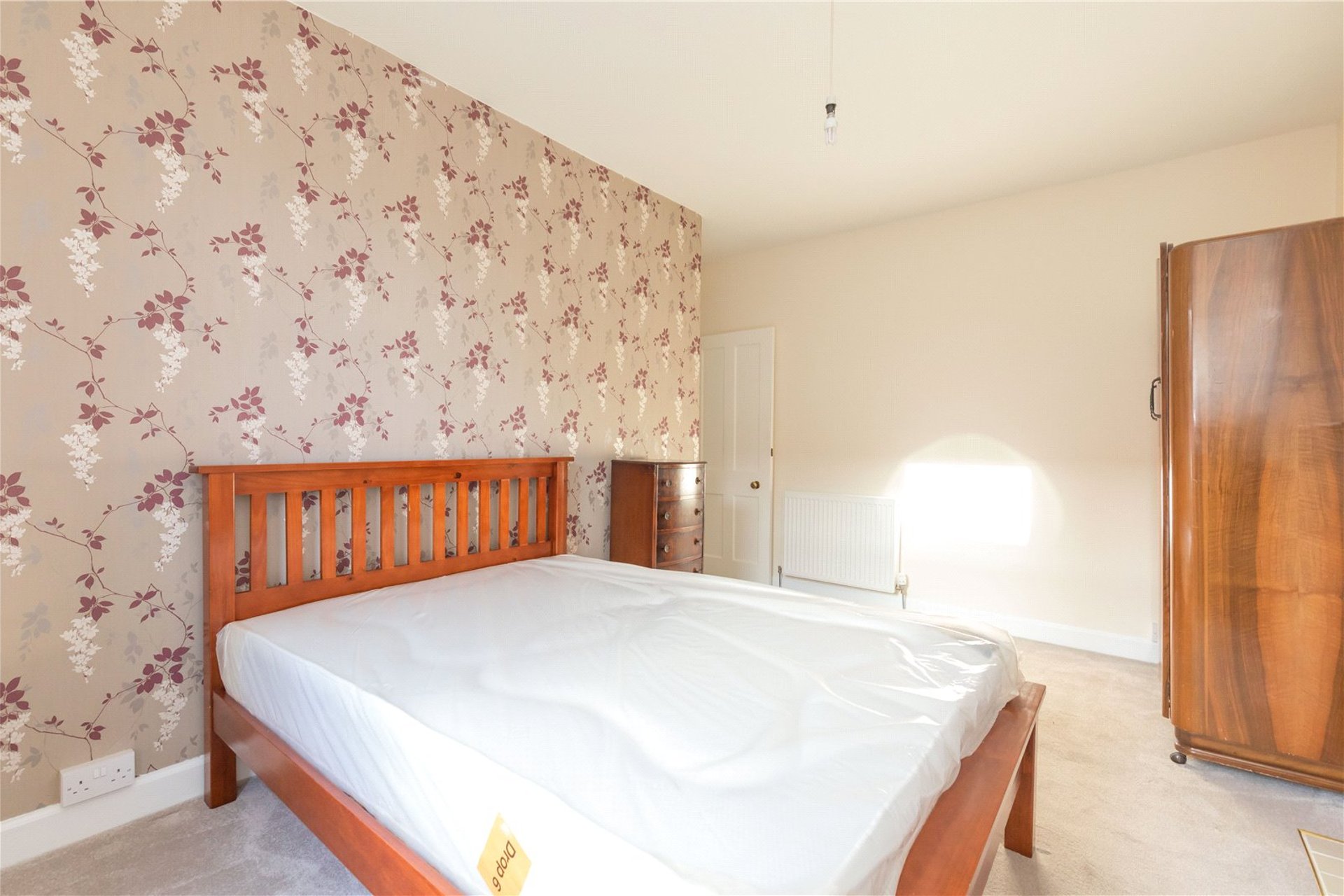 2/3 Bonnington Avenue, Edinburgh, EH6 5QH - Picture #12
