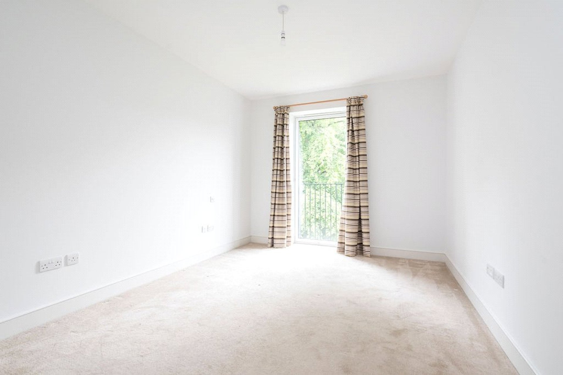 8, 11 Wallace Gardens, Murrayfield, Edinburgh, EH12 6HT - Picture #9