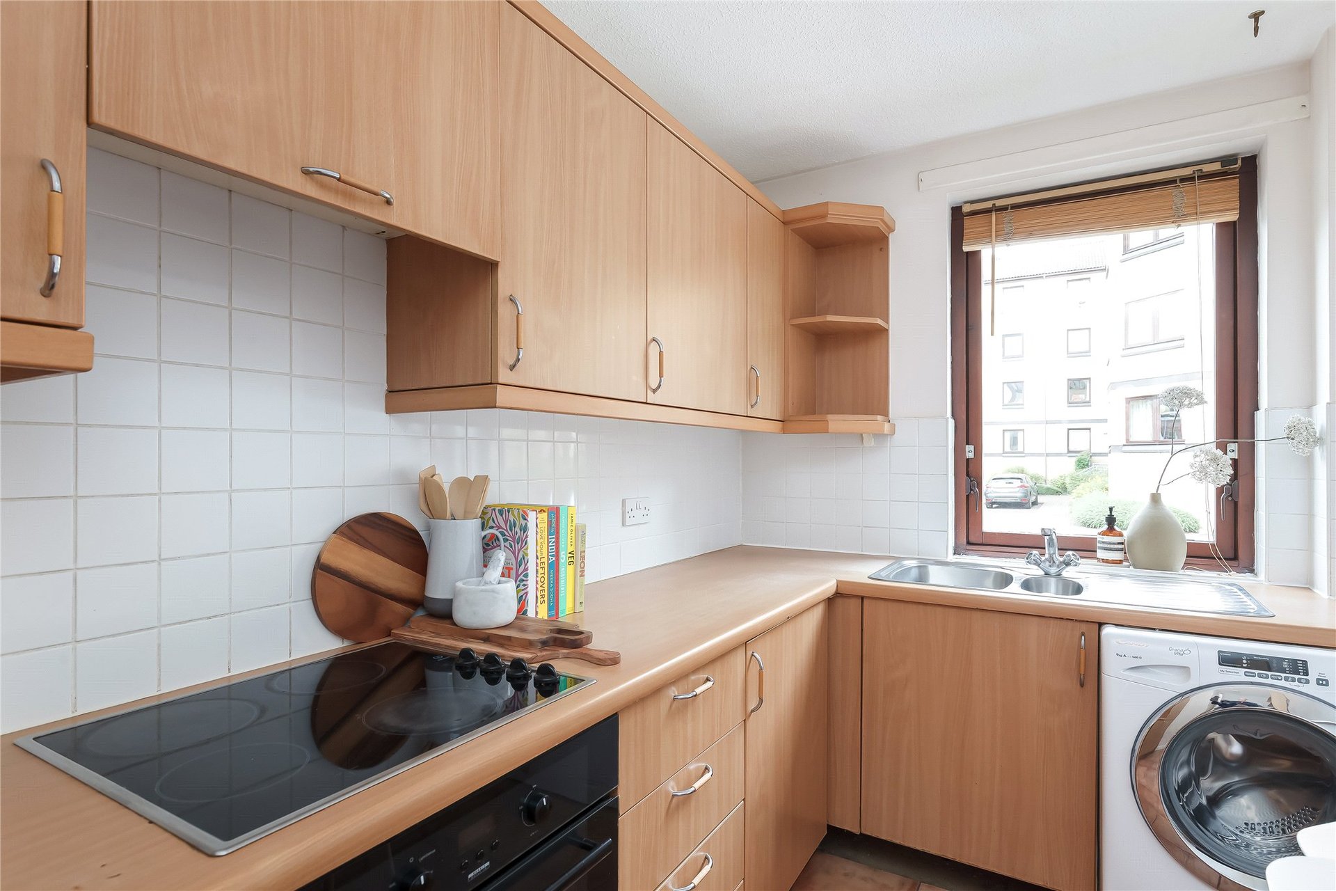 Flat 2, 41 West Bryson Road, Edinburgh, EH11 1BQ - Picture #10