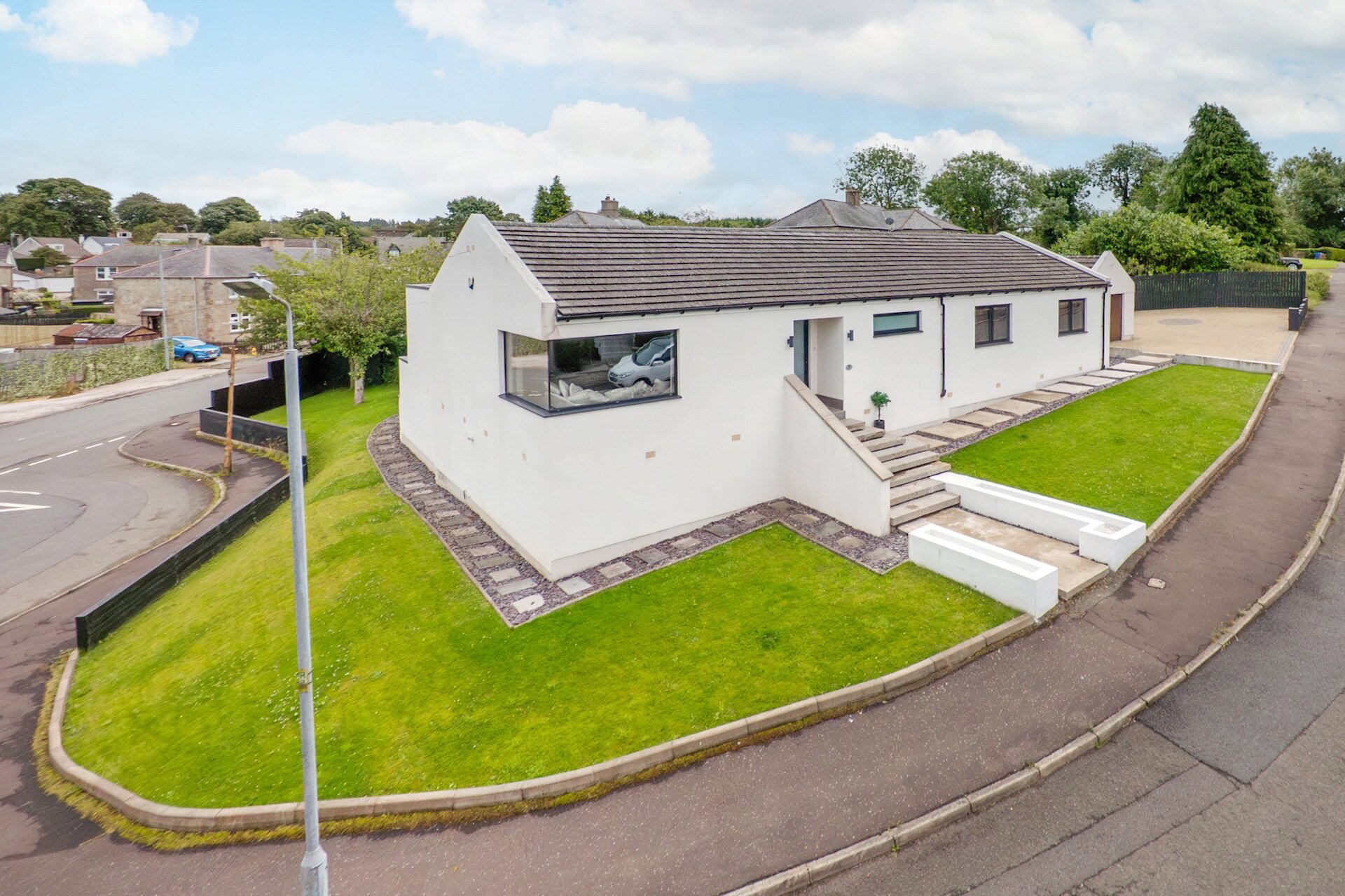 20 Old Playfield Road, Carmunnock, Glasgow, G76 9BT - Picture #1