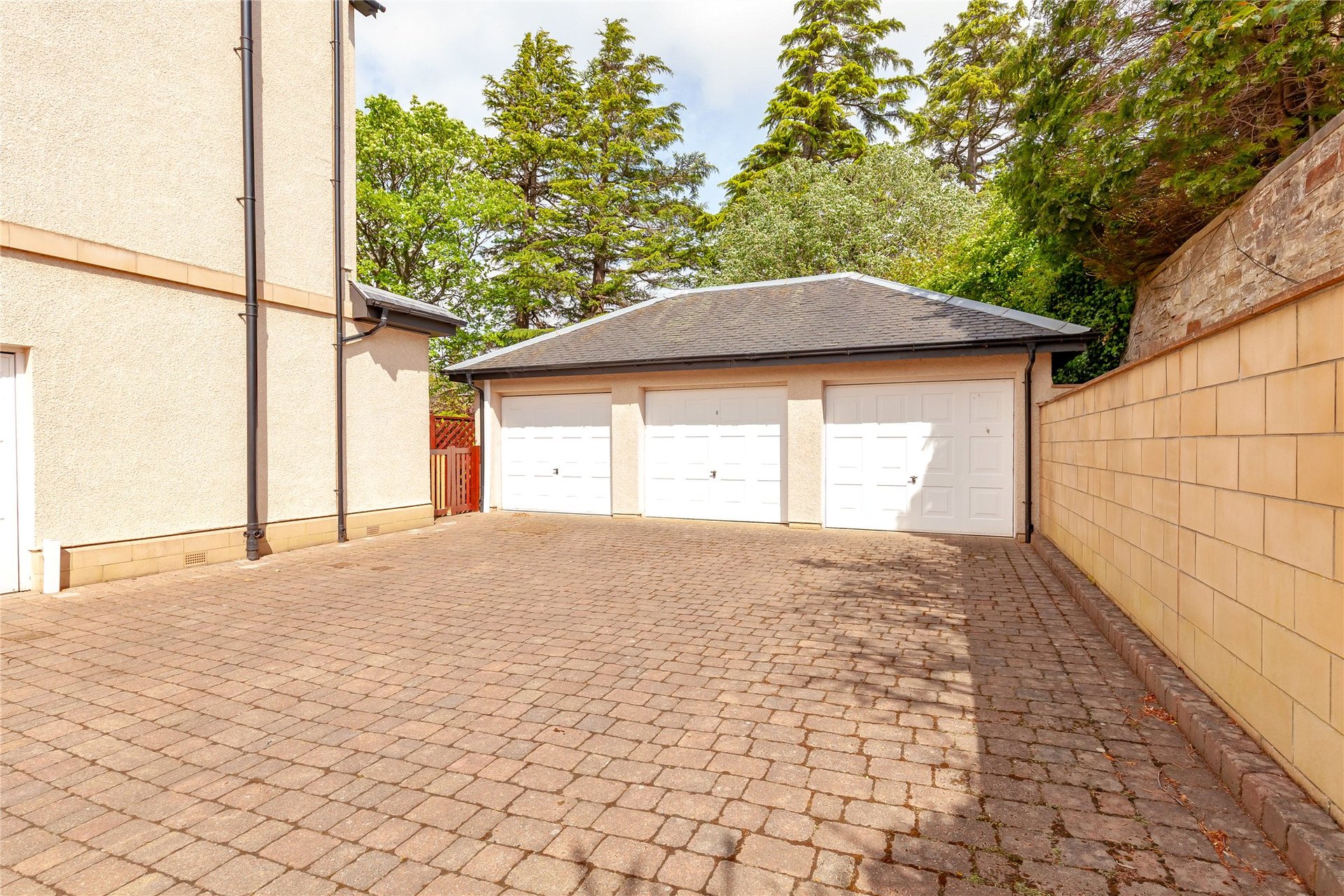 31/7 Hermitage Drive, Morningside, Edinburgh, EH10 6BY - Picture #26