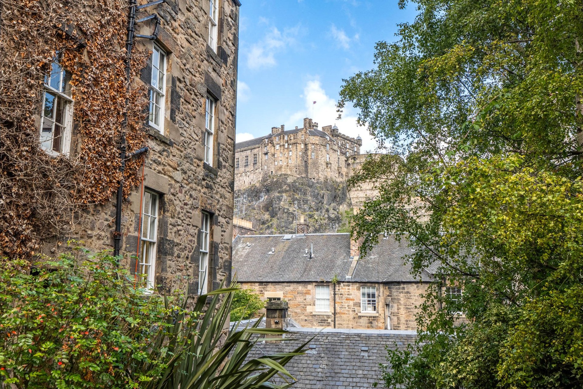 4/2 Brown's Place, Edinburgh, EH1 2HX - Picture #18