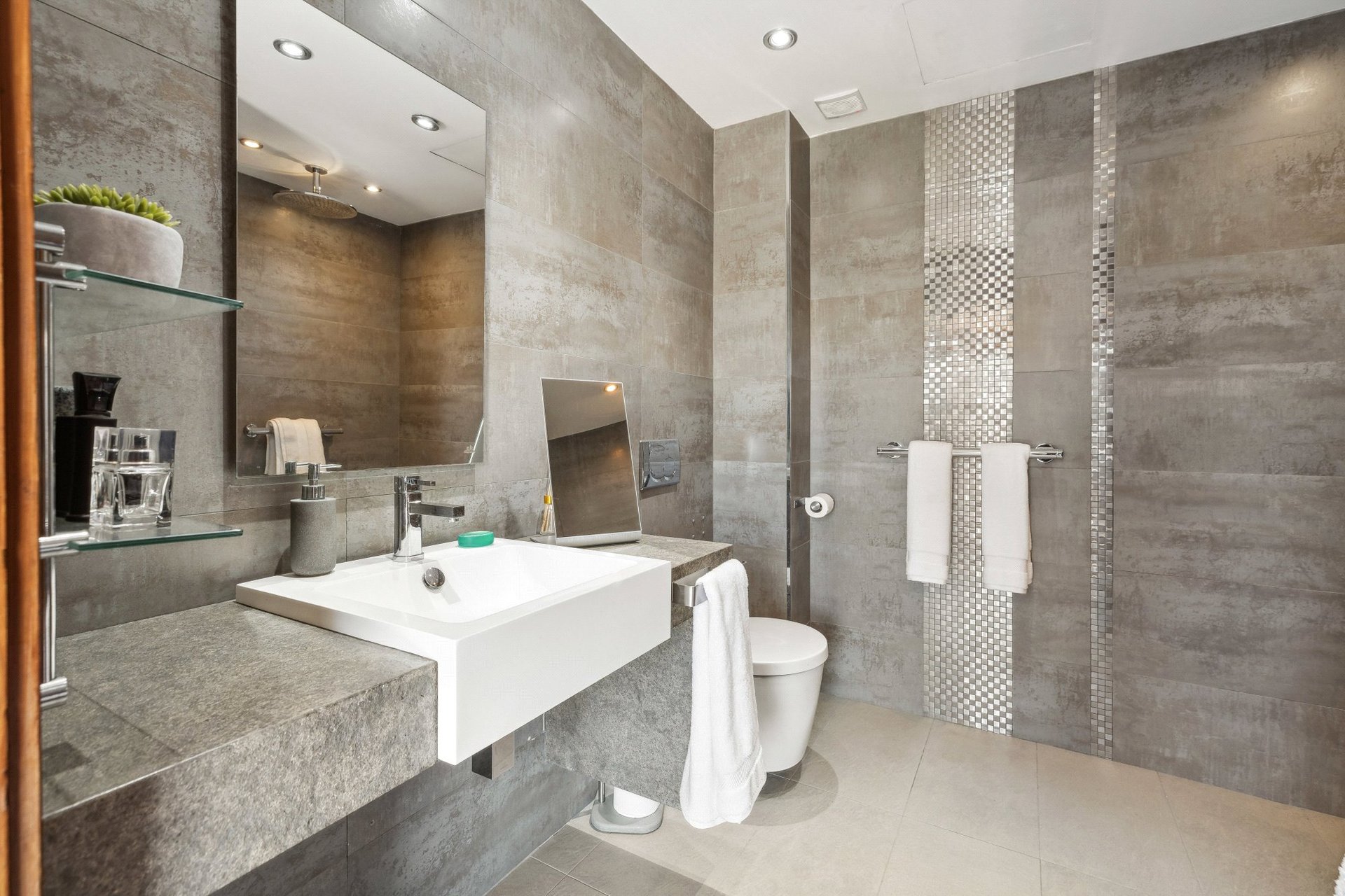 Tigh Geal, Station Road, Rhu, Helensburgh, Argyll and Bute, G84 8LW - Picture #51