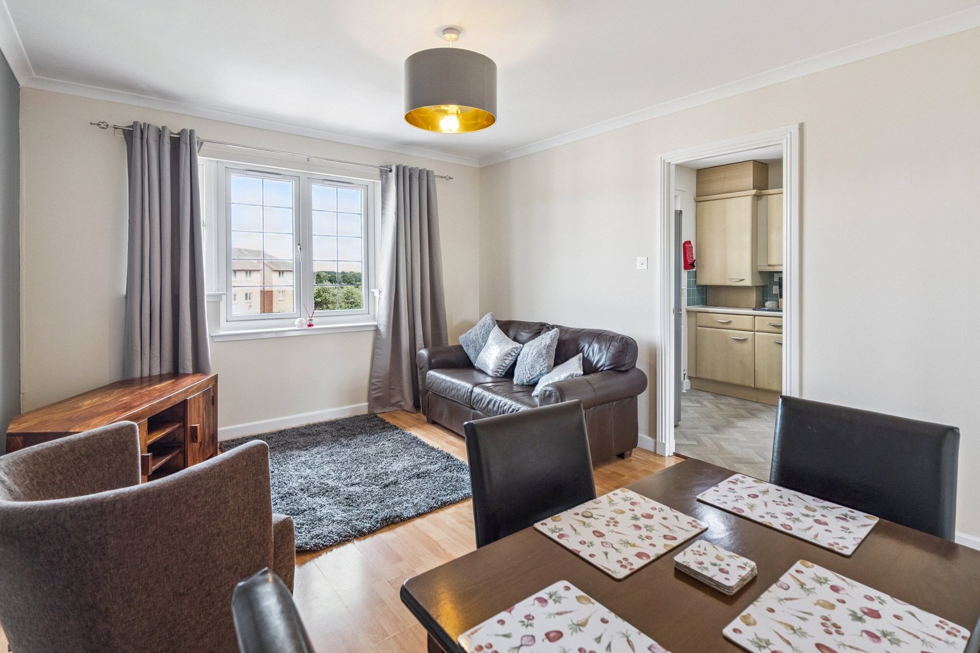 55 Burnvale Place, Livingston, West Lothian, EH54 6GD - Picture #3