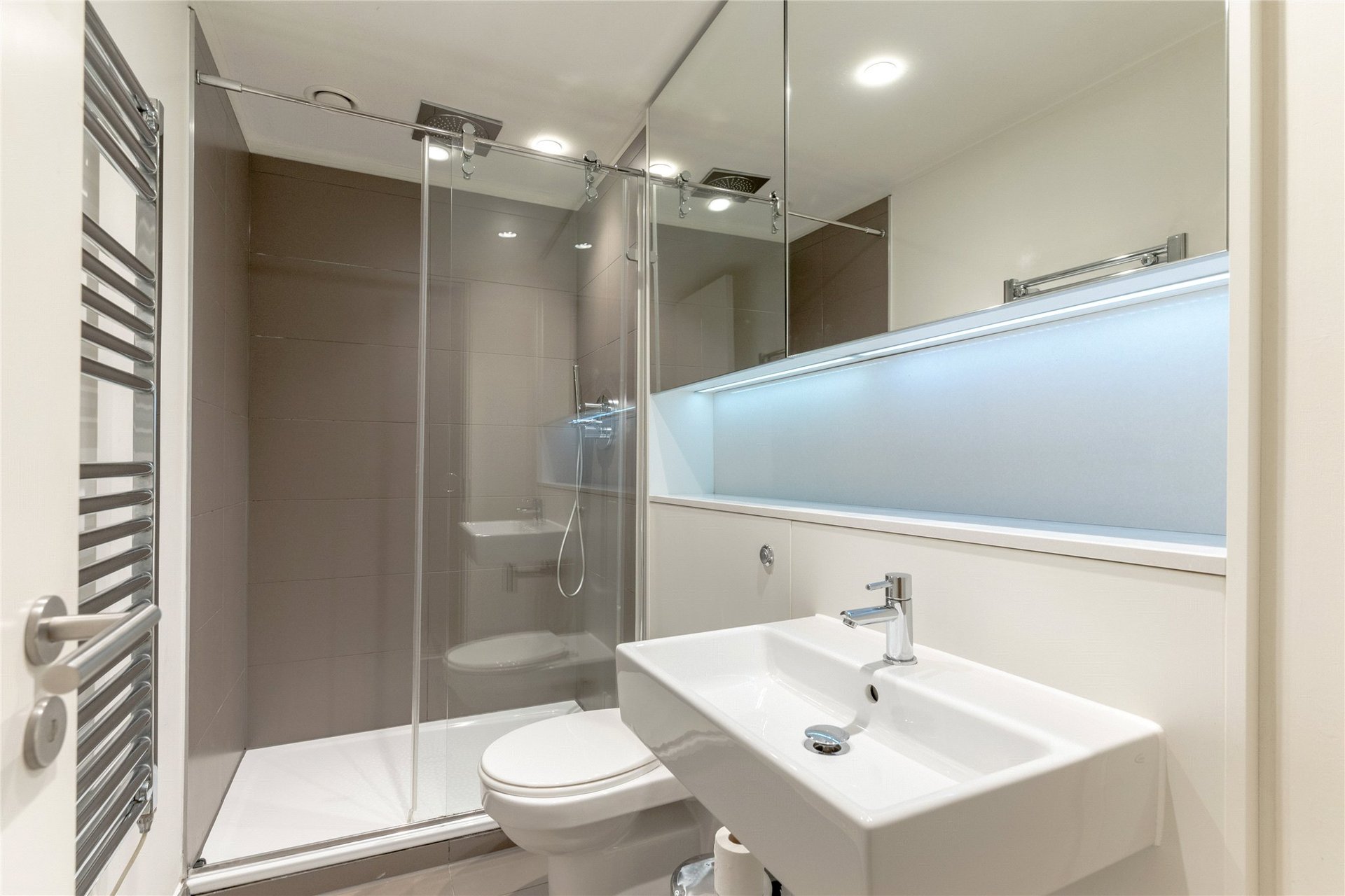 Flat 7, 12 Simpson Loan, Quartermile, Edinburgh, EH3 9GP - Picture #8