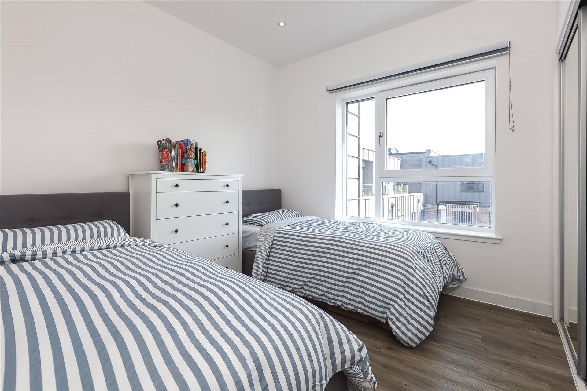 Flat 32, 25 Shrubhill Walk, Edinburgh, EH7 4FJ - Picture #6