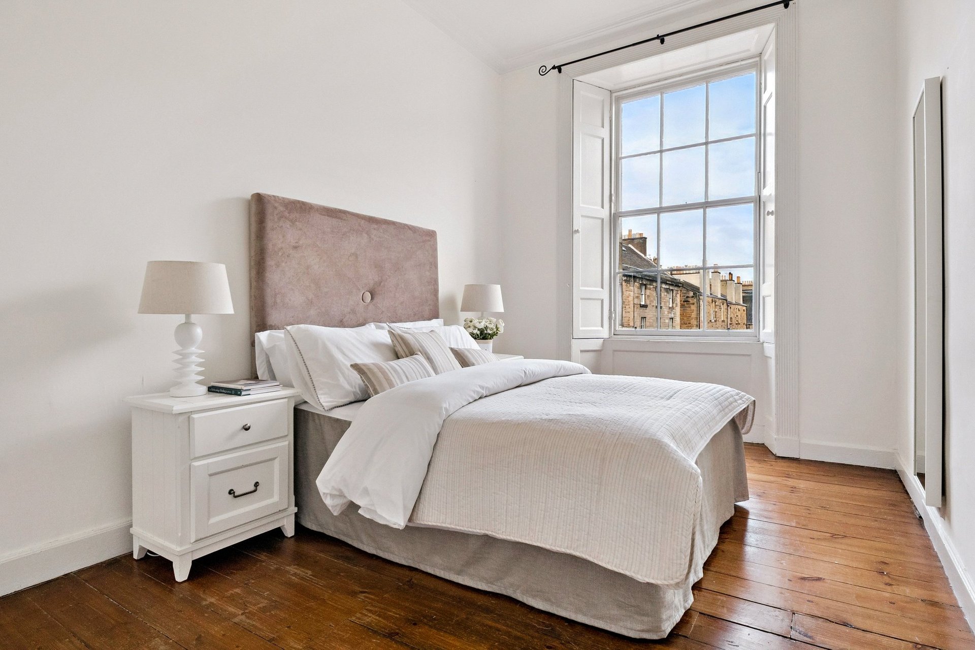 2/4 East Broughton Place, Edinburgh, EH1 3RP - Picture #14