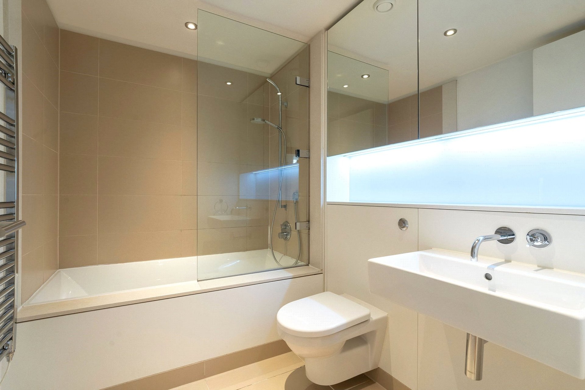 Flat 7, 15 Simpson Loan, Edinburgh, EH3 9GB - Picture #9