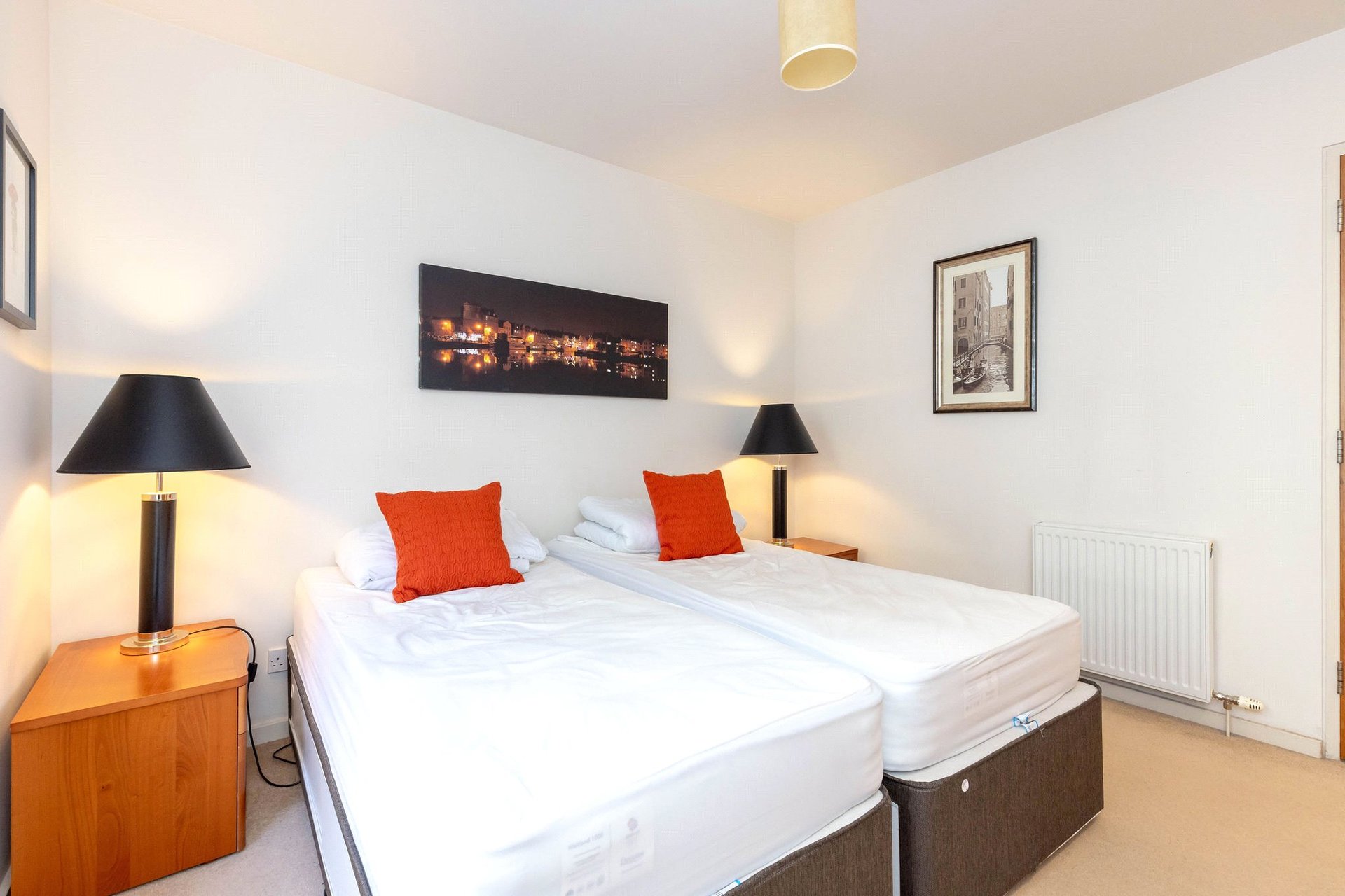 89/68 Holyrood Road, Edinburgh, EH8 8BA - Picture #9
