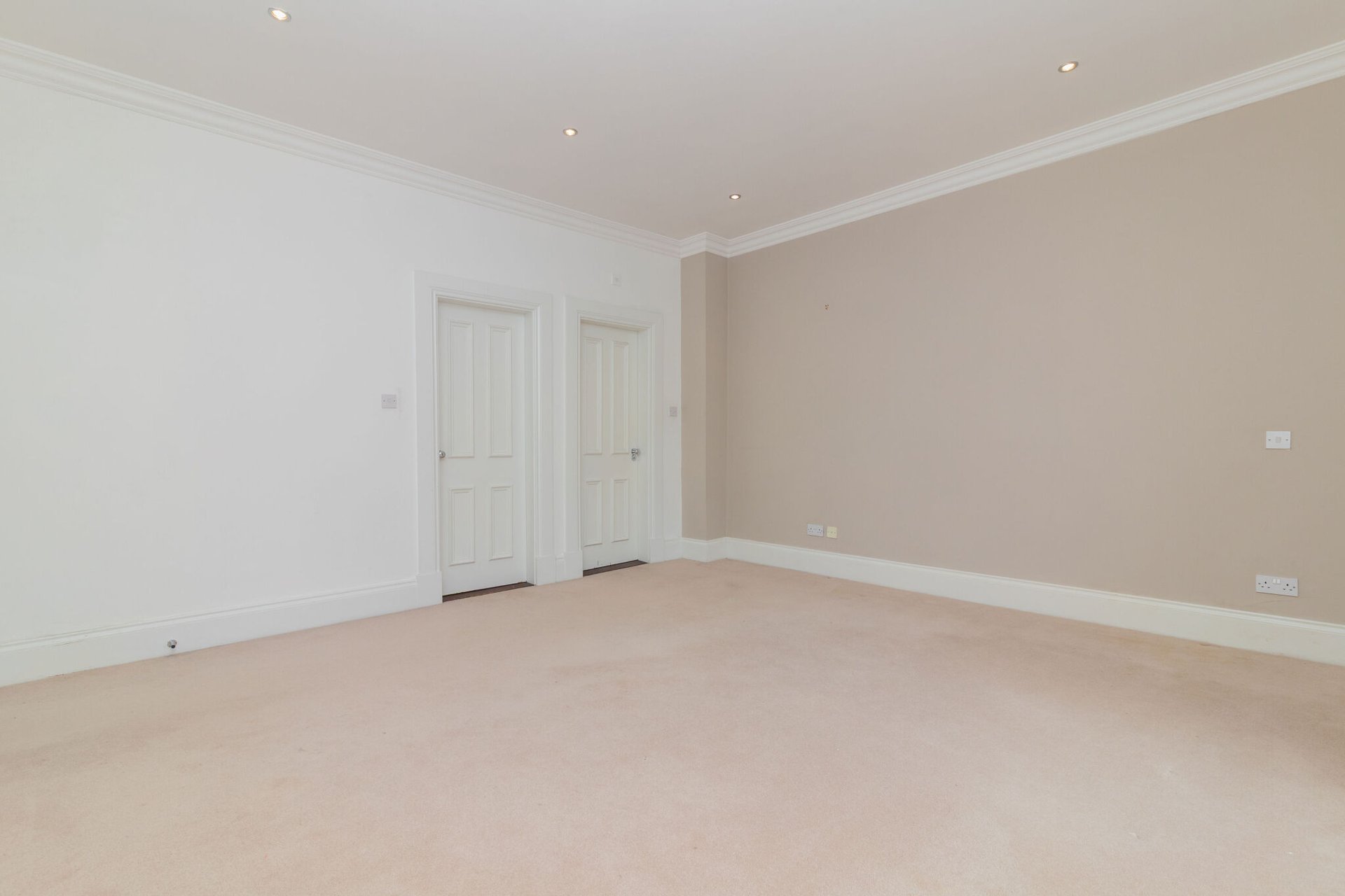 Main Door, 11 Royal Crescent, Glasgow, G3 7SL - Picture #13