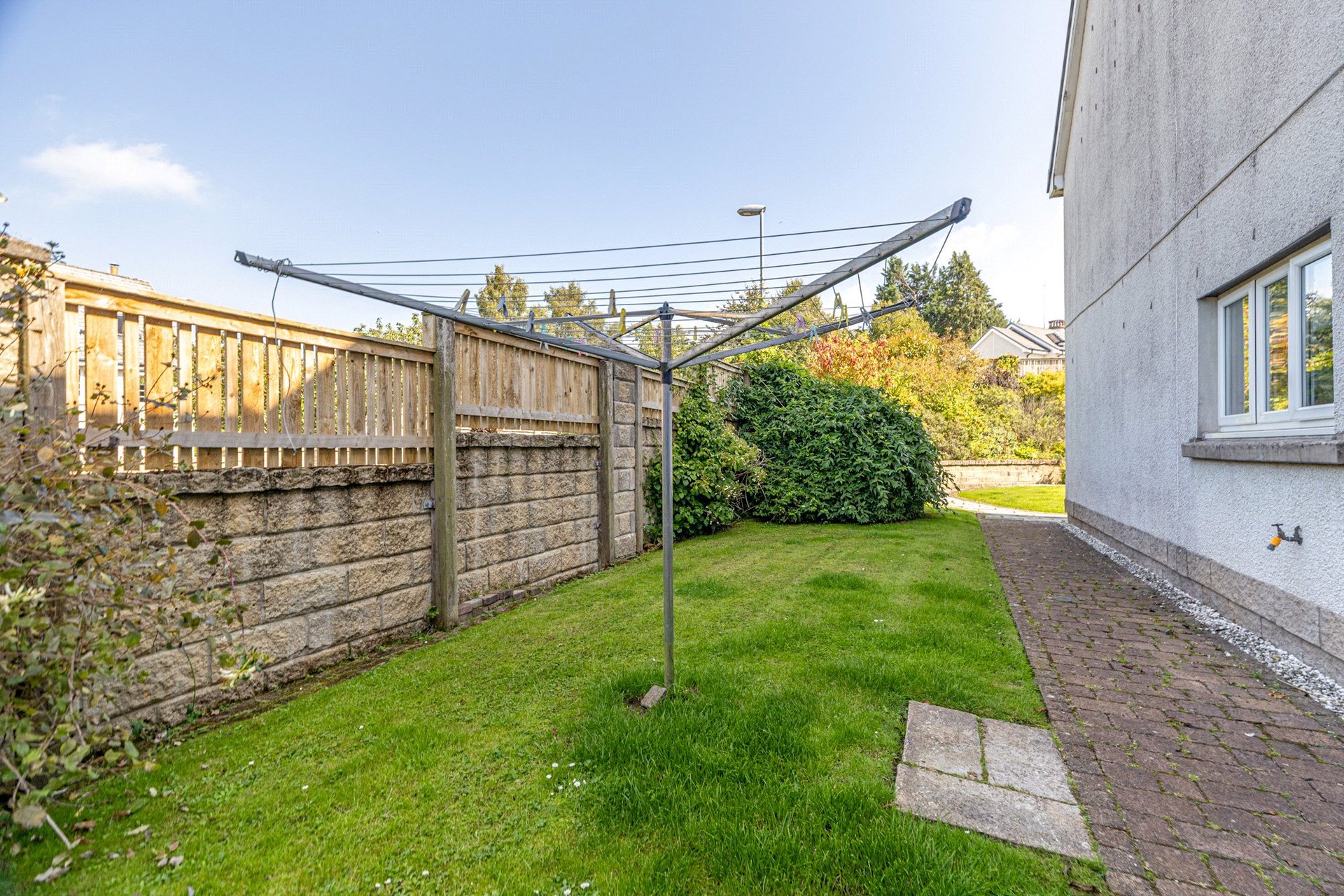 1 Caol Court, Thorntonhall, Glasgow, South Lanarkshire, G74 5DB - Picture #43
