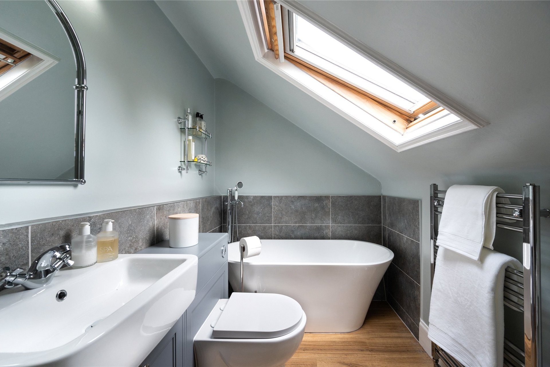 7 Howgate, Penicuik, Midlothian, EH26 8QB - Picture #32