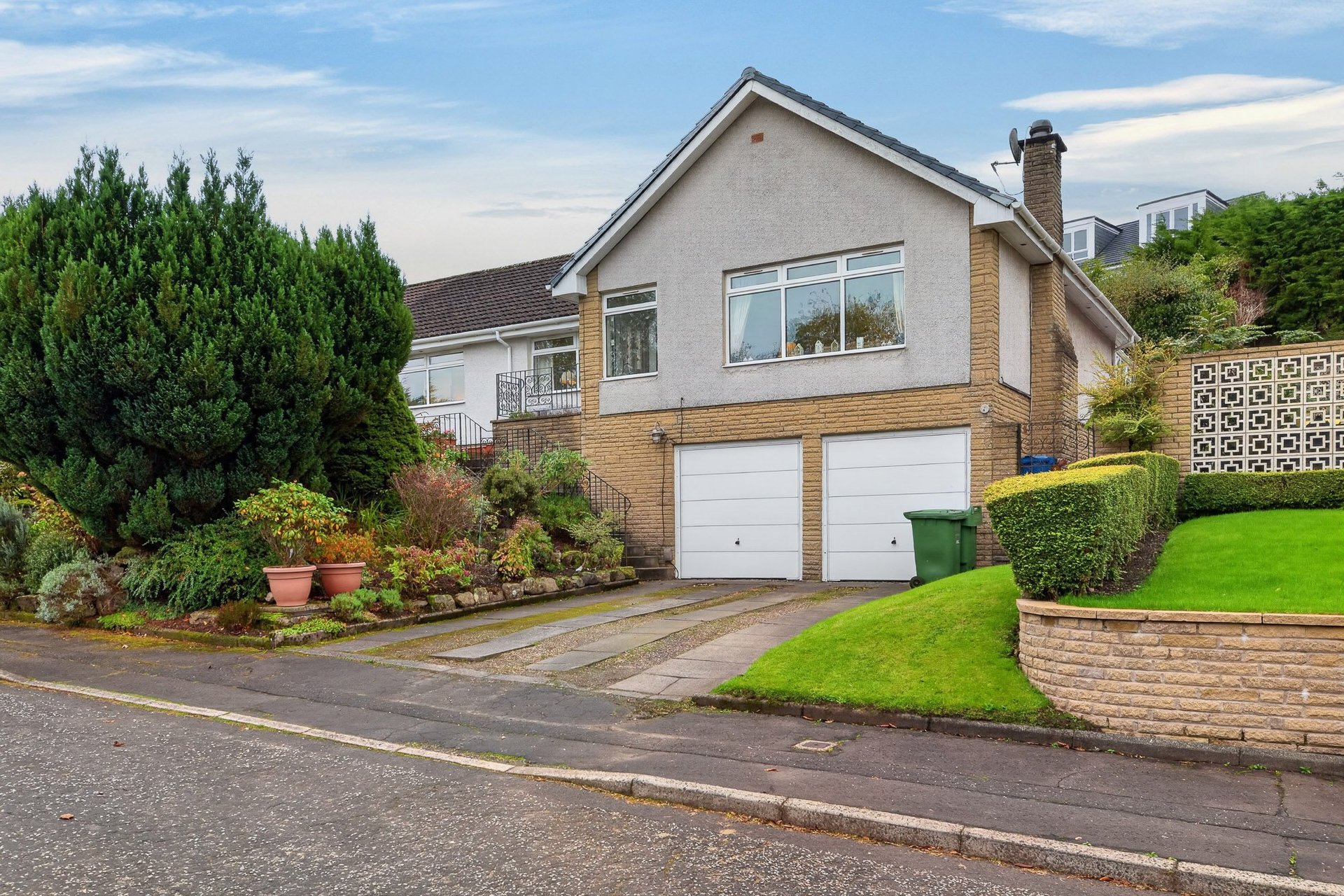 9 Cromalt Crescent, Bearsden, G61 4RX - Picture #1