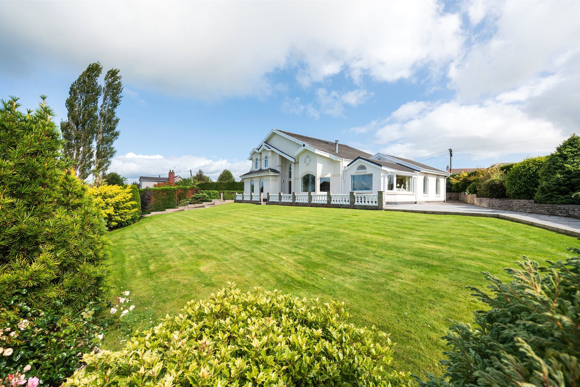 22 Whitehill Crescent, Lanark, South Lanarkshire, ML11 9HG - Picture #4