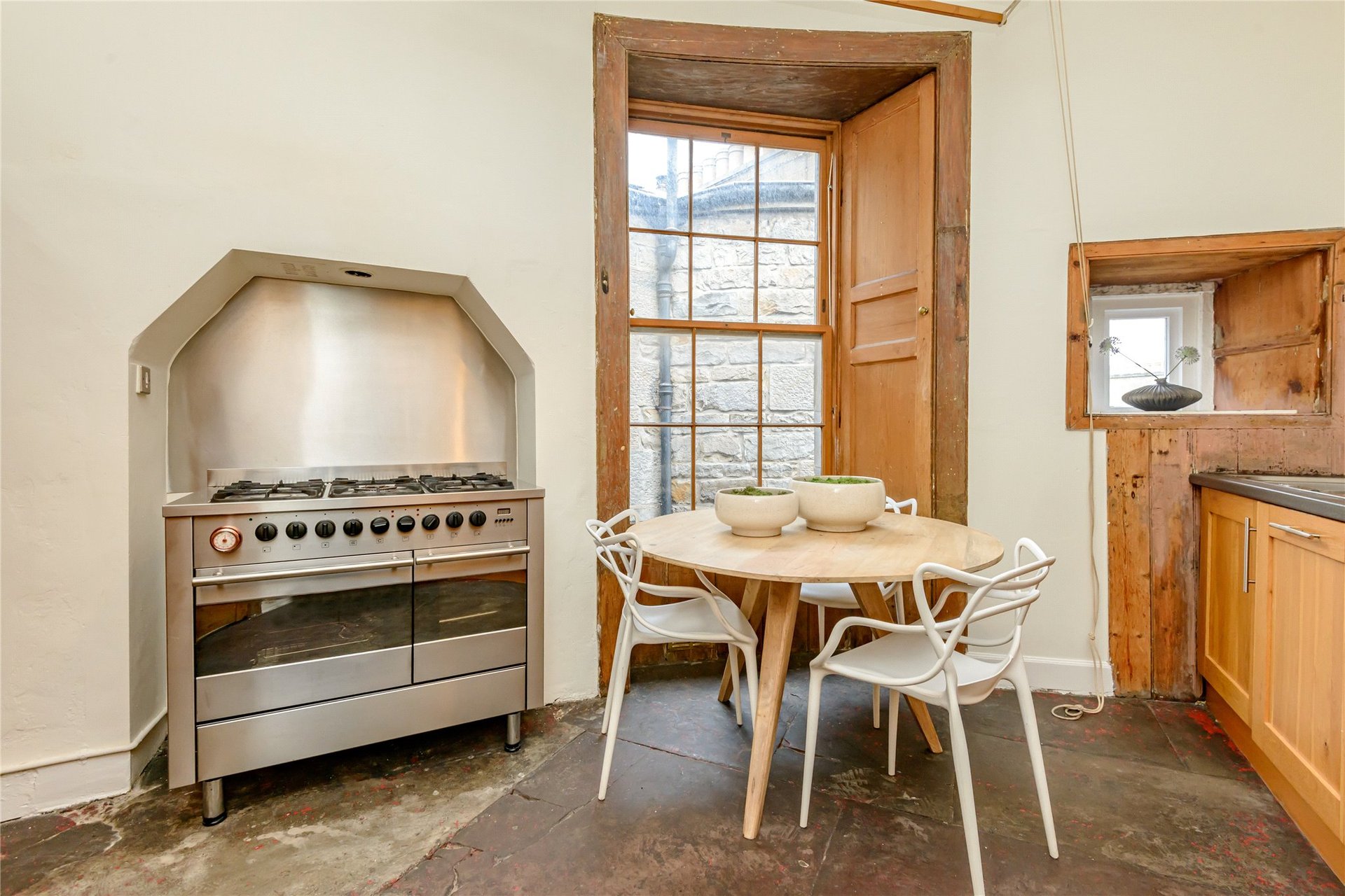 2/9 Elm Row, Edinburgh, EH7 4AA - Picture #6