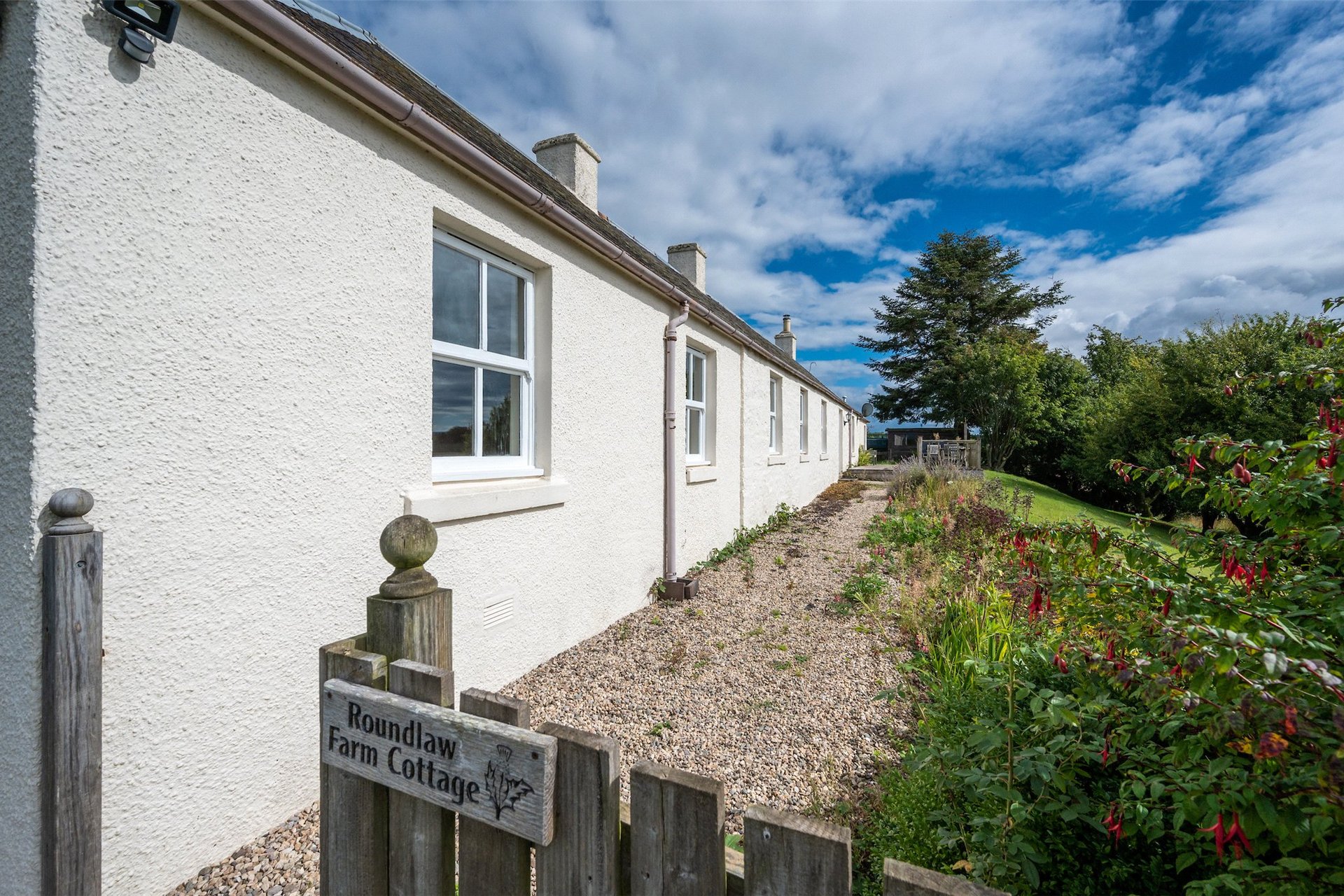 Roundlaw Farm Cottage, Auchterarder, Perth and Kinross, PH3 1LL - Picture #2