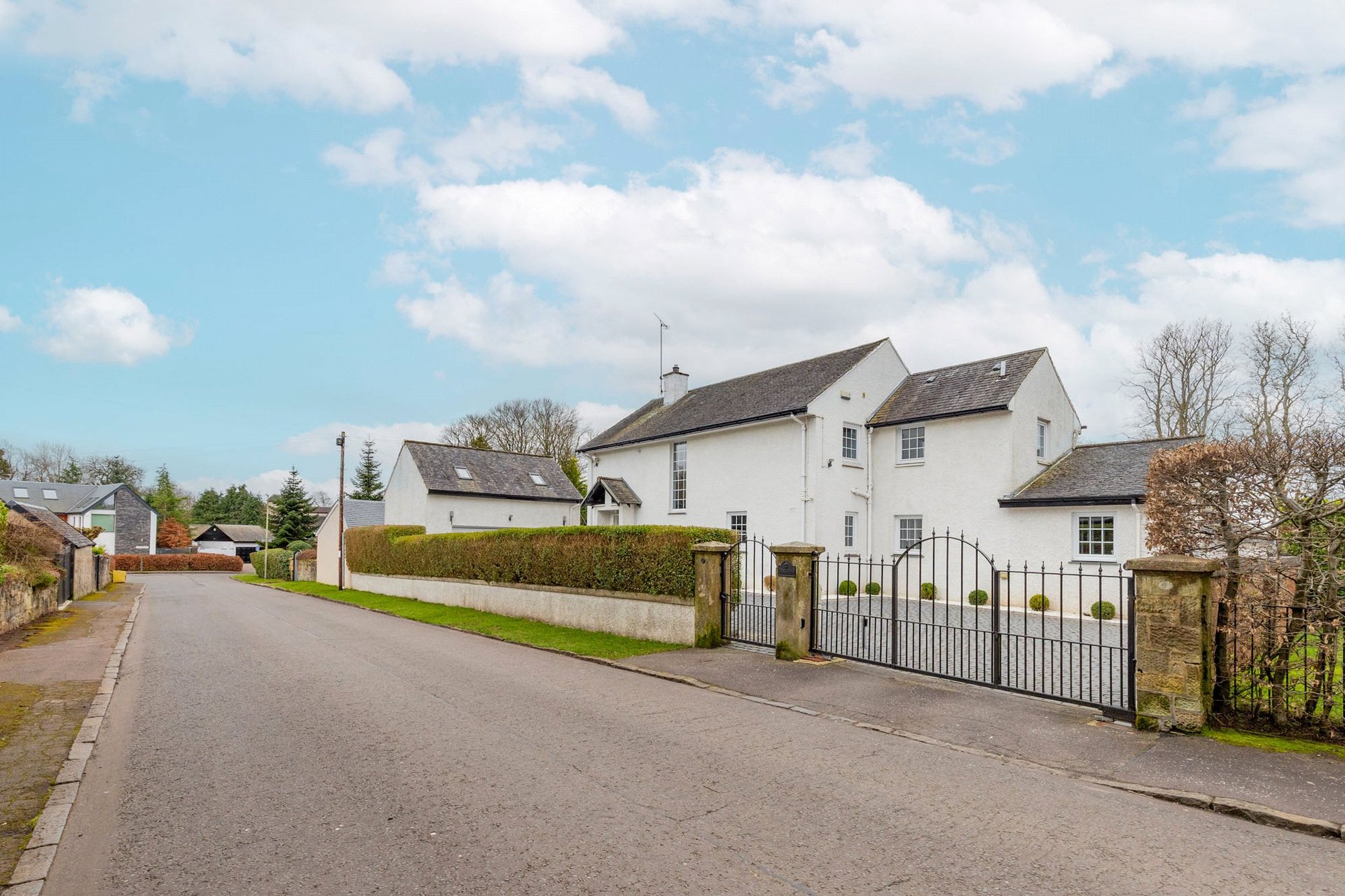 Lymekilns, 6 Wellknowe Road, Thorntonhall, Glasgow, G74 5AH - Picture #5