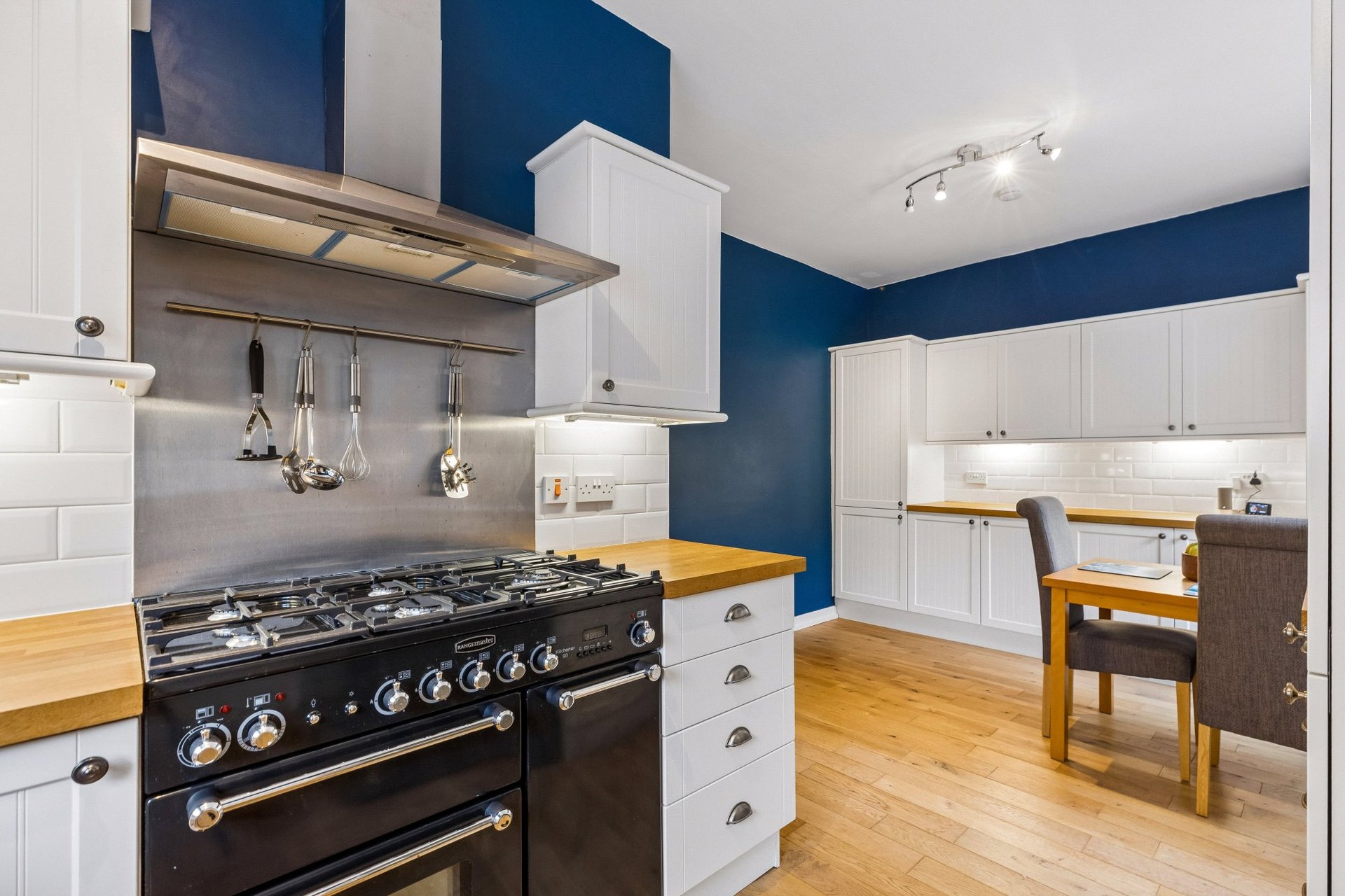 76 Gordon Drive, Netherlee, East Renfrewshire, G44 3TN - Picture #10