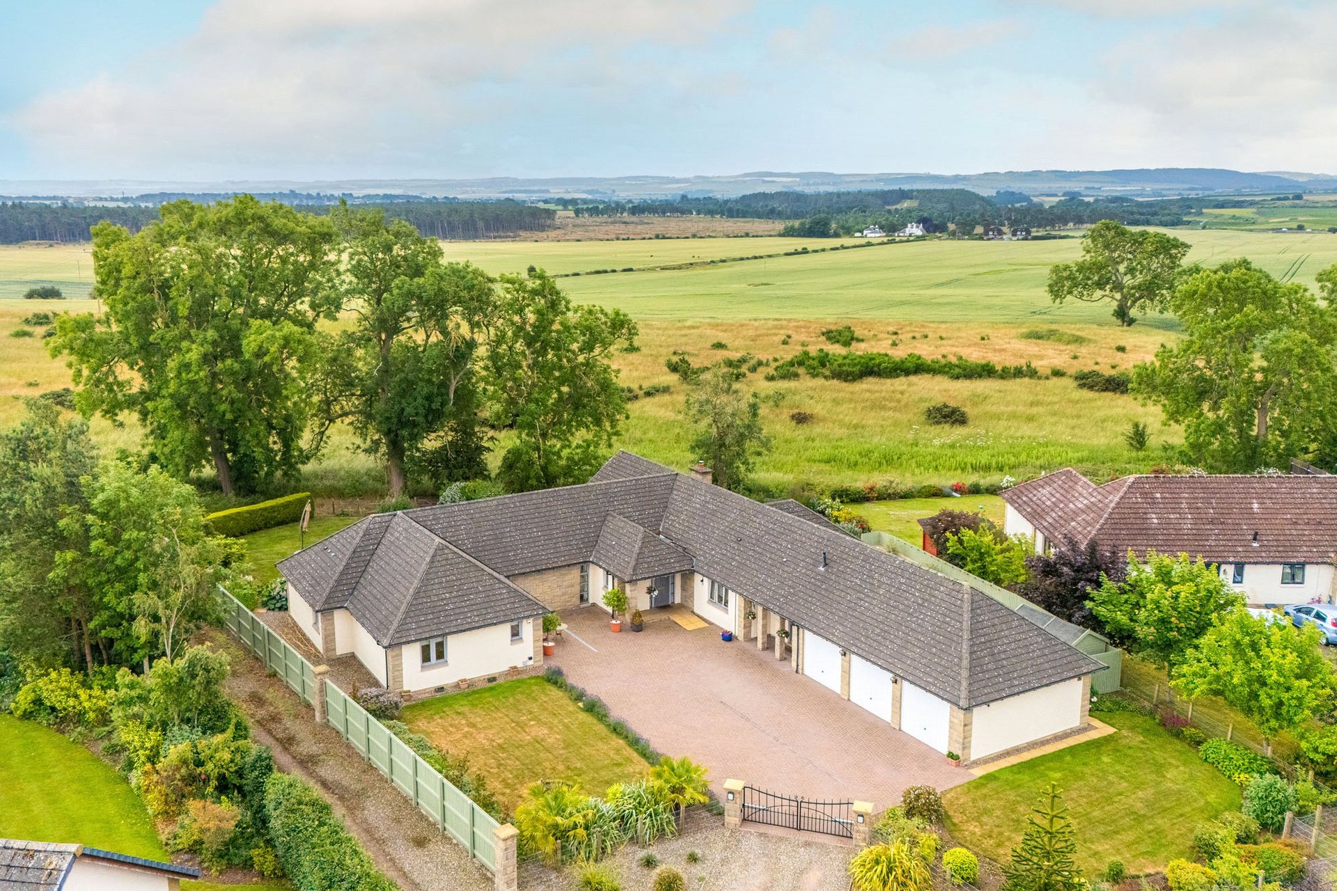 52 Craigie Hill, Drumoig, Leuchars, St. Andrews, KY16 0NA - Picture #1
