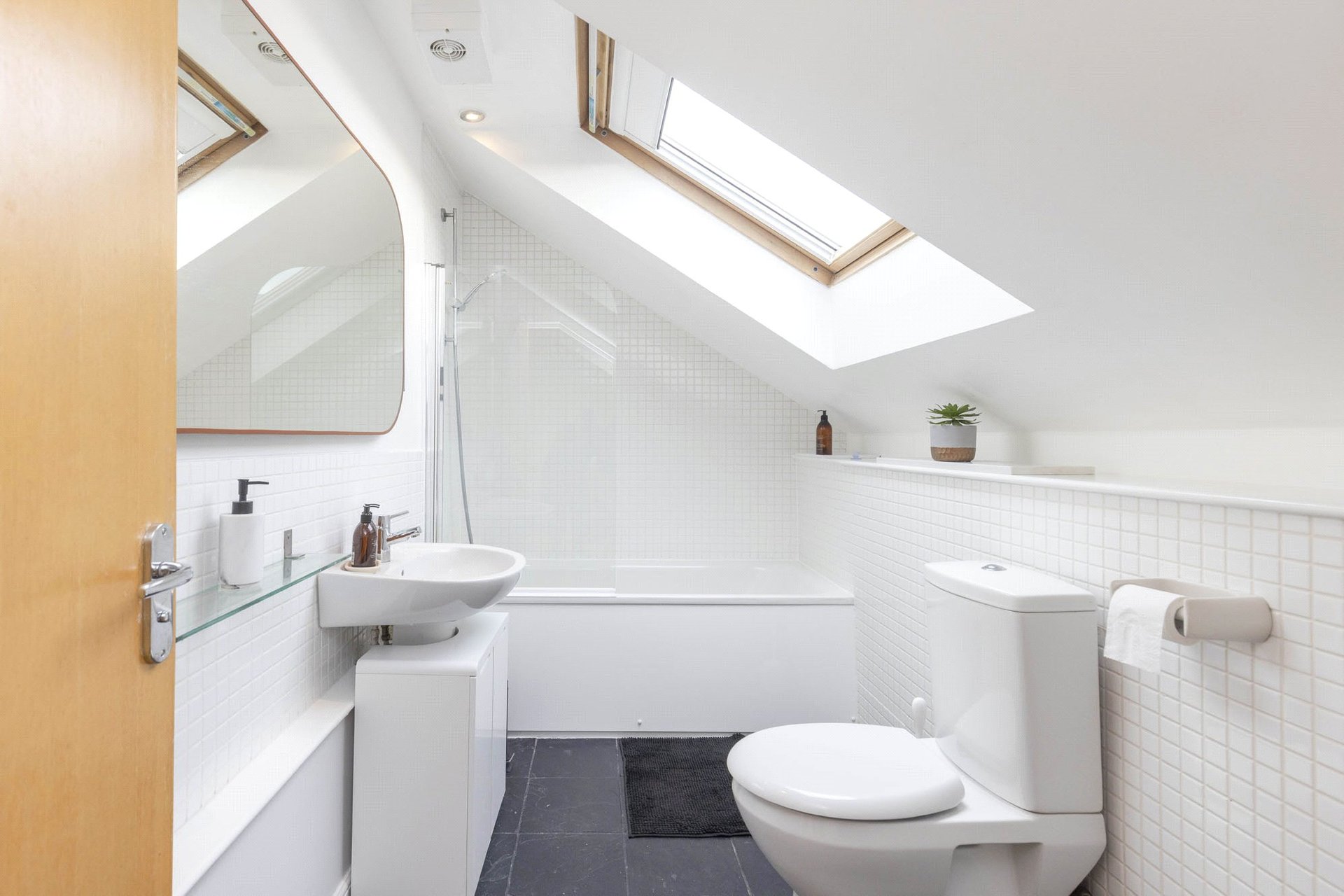 Flat 16, 163 Easter Road, Edinburgh, EH7 5QB - Picture #11