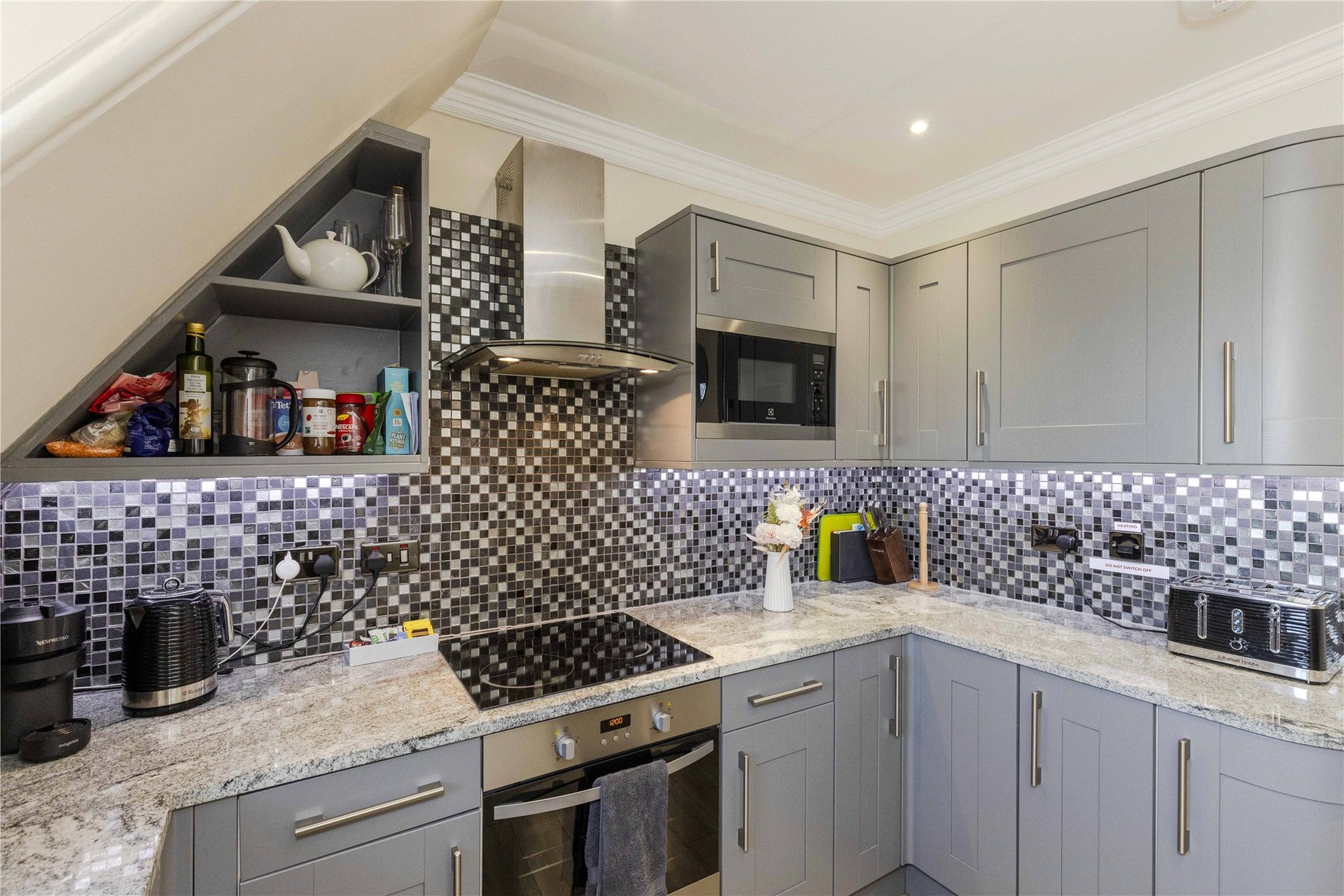 5/4 Ramsay Garden, Edinburgh, Midlothian, EH1 2NA - Picture #12