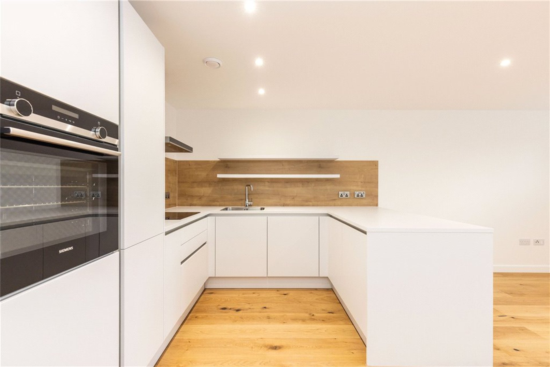 25, 17 Hughes Close, Warriston Road, Edinburgh, EH7 4GN - Picture #4