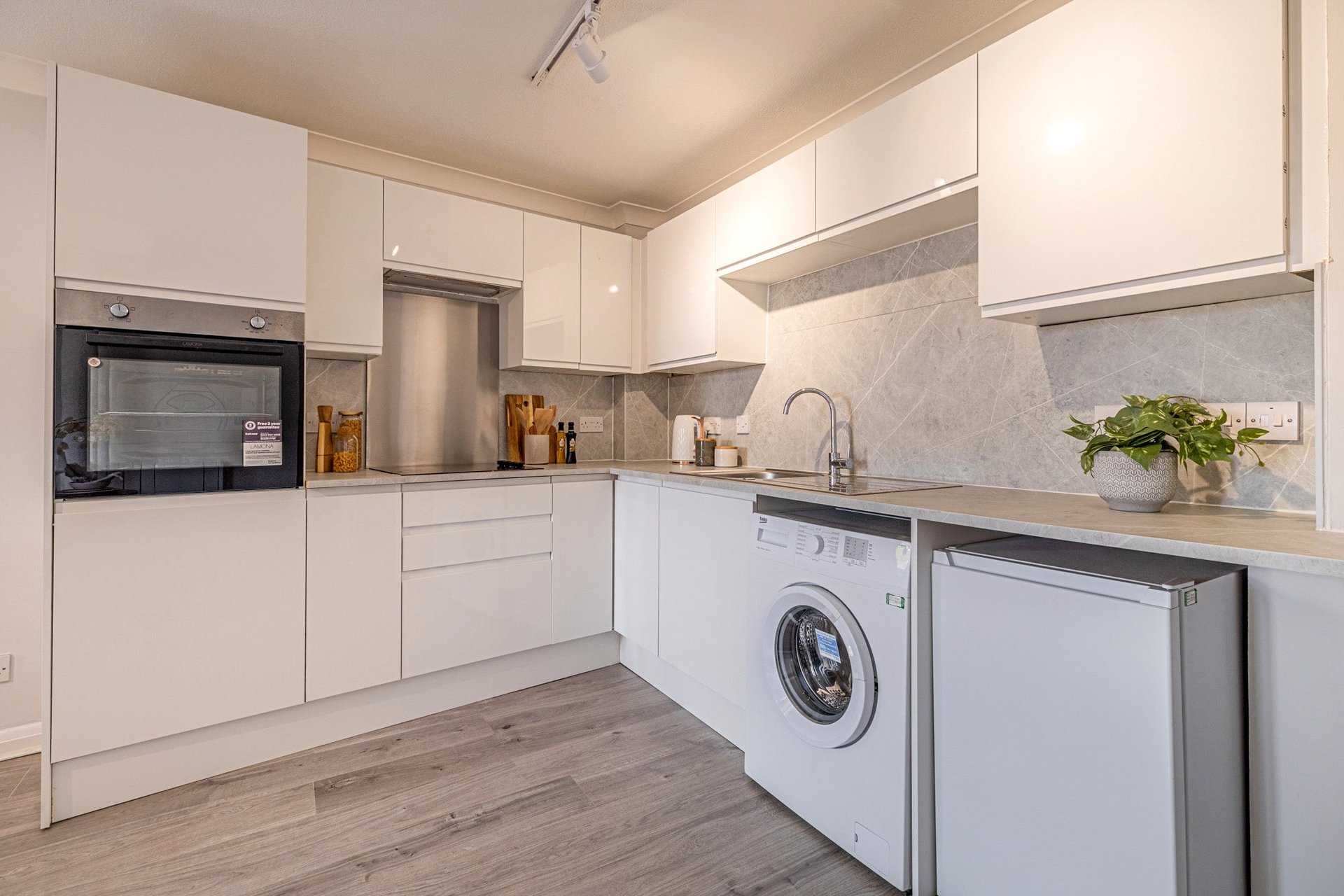 Flat 16, Norval Court, 12 Norval Street, Partick, Glasgow, G11 7RX - Picture #11