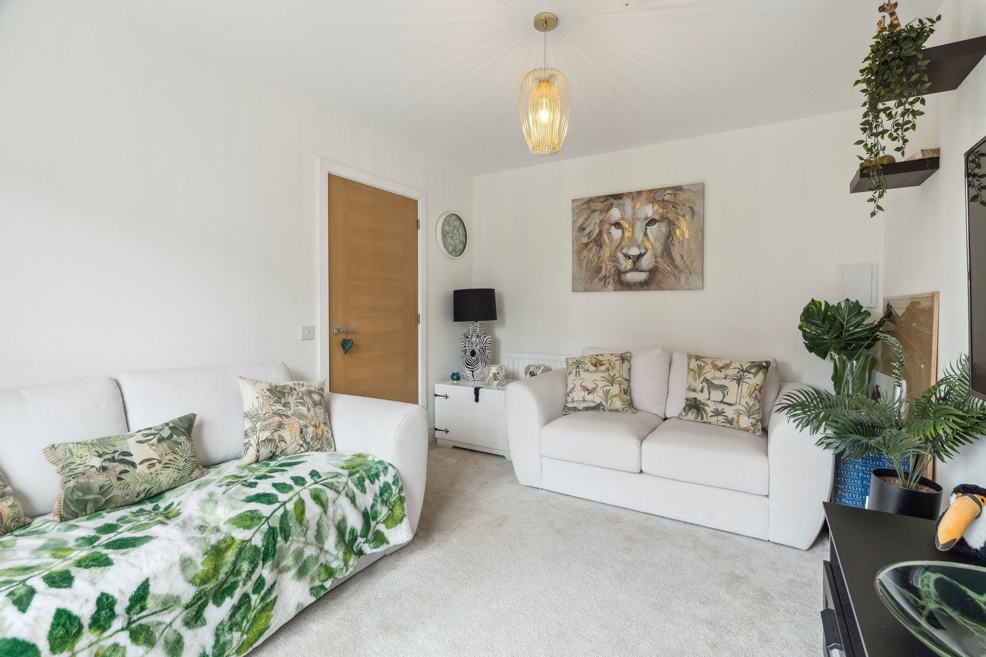 77 Lady Nancy Crescent, Blantyre, Glasgow, South Lanarkshire, G72 9BD - Picture #4