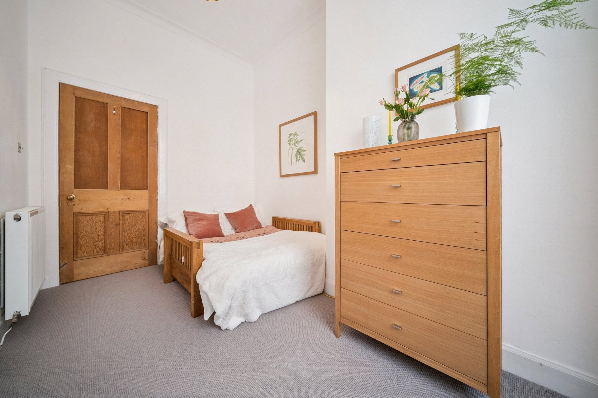 21/2 North Junction Street, Edinburgh, EH6 6HW - Picture #15