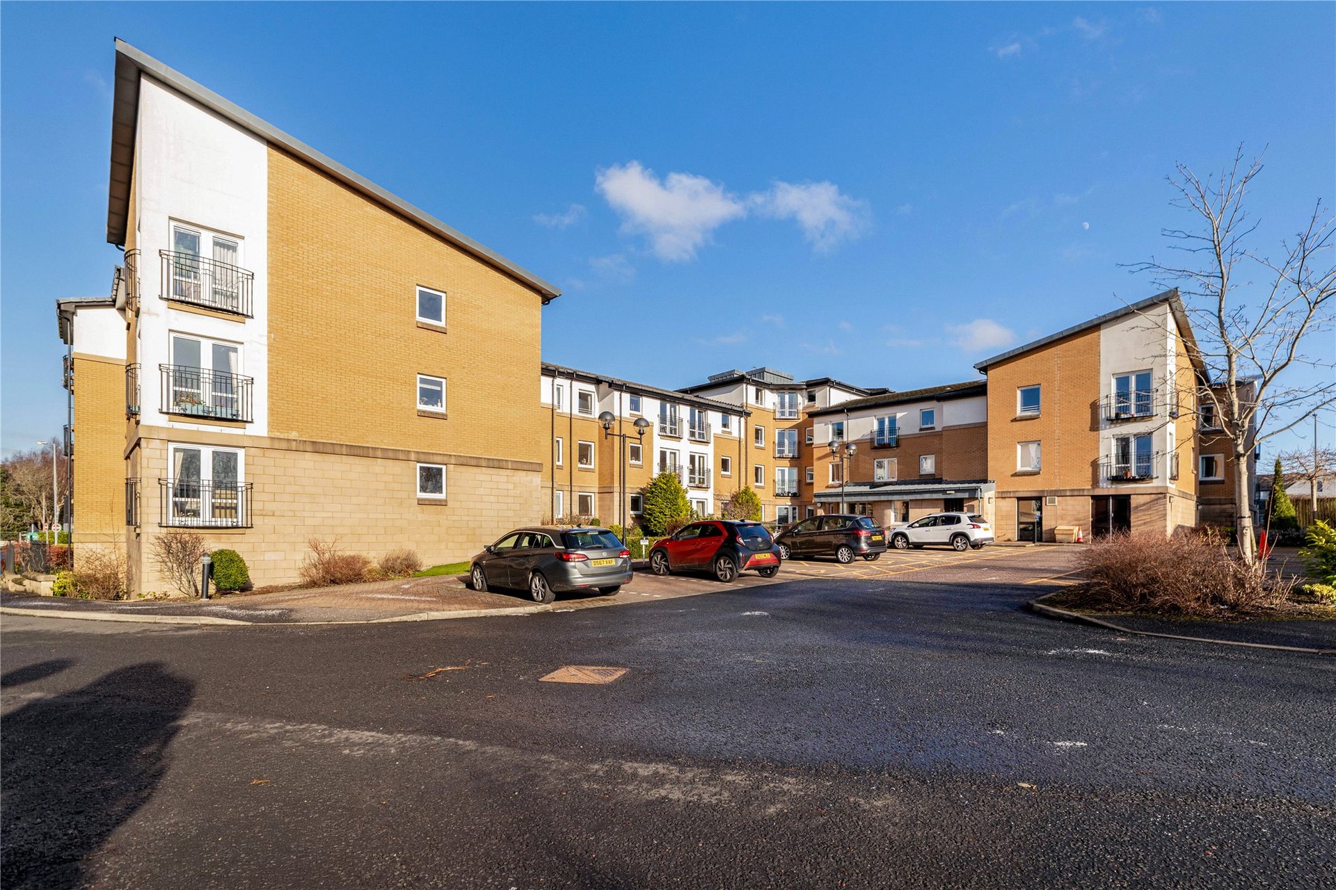 Flat 7, Hilltree Court, 96 Fenwick Road, Giffnock, Glasgow, East Renfrewshire, G46 6AA - Picture #14