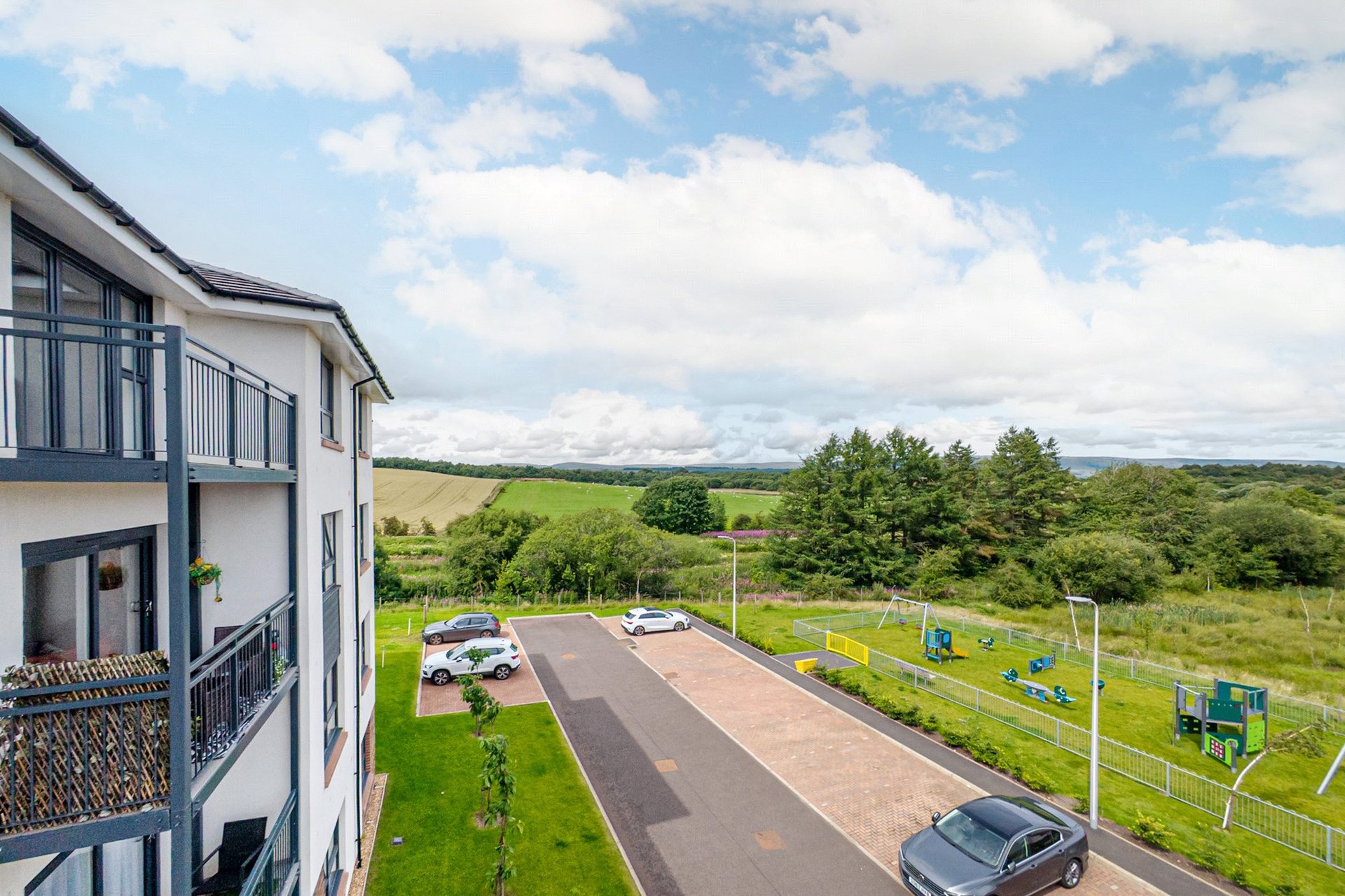 Flat 3/4, 38 Towing Drive, Bishopbriggs, Glasgow, East Dunbartonshire, G64 3NR - Picture #8