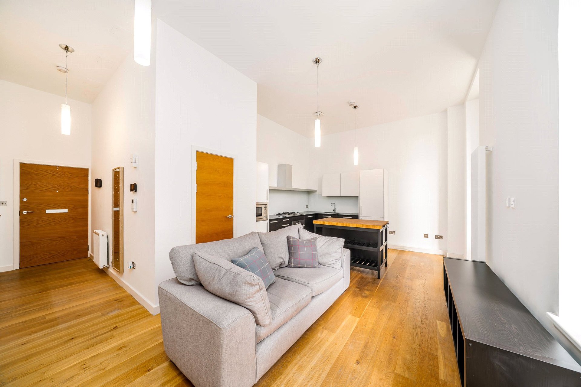Flat 15, 19 Simpson Loan, Quartermile, Edinburgh, EH3 9BS - Picture #2