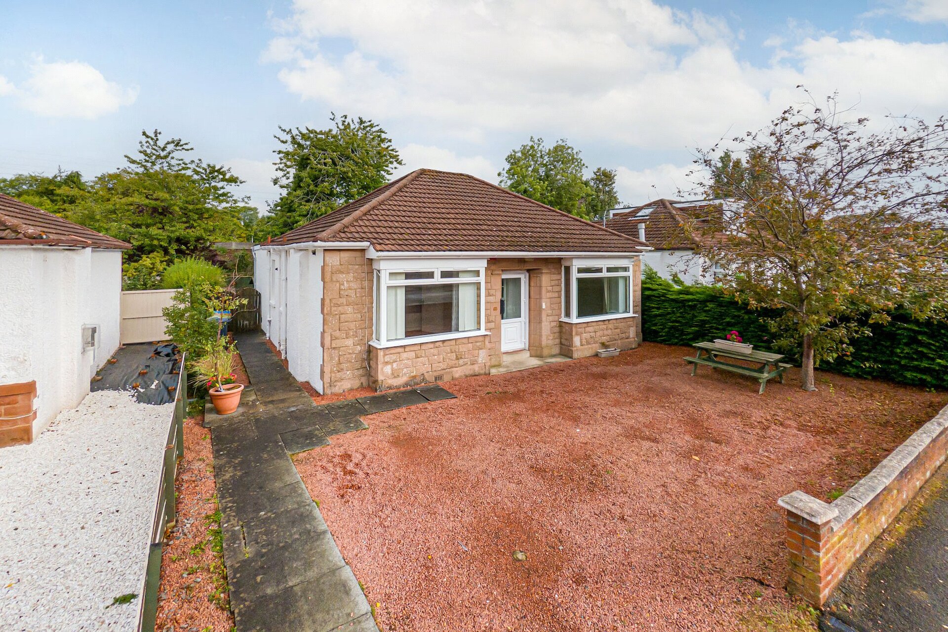 102 Dorian Drive, Clarkston, Glasgow, East Renfrewshire, G76 7NS - Picture #1